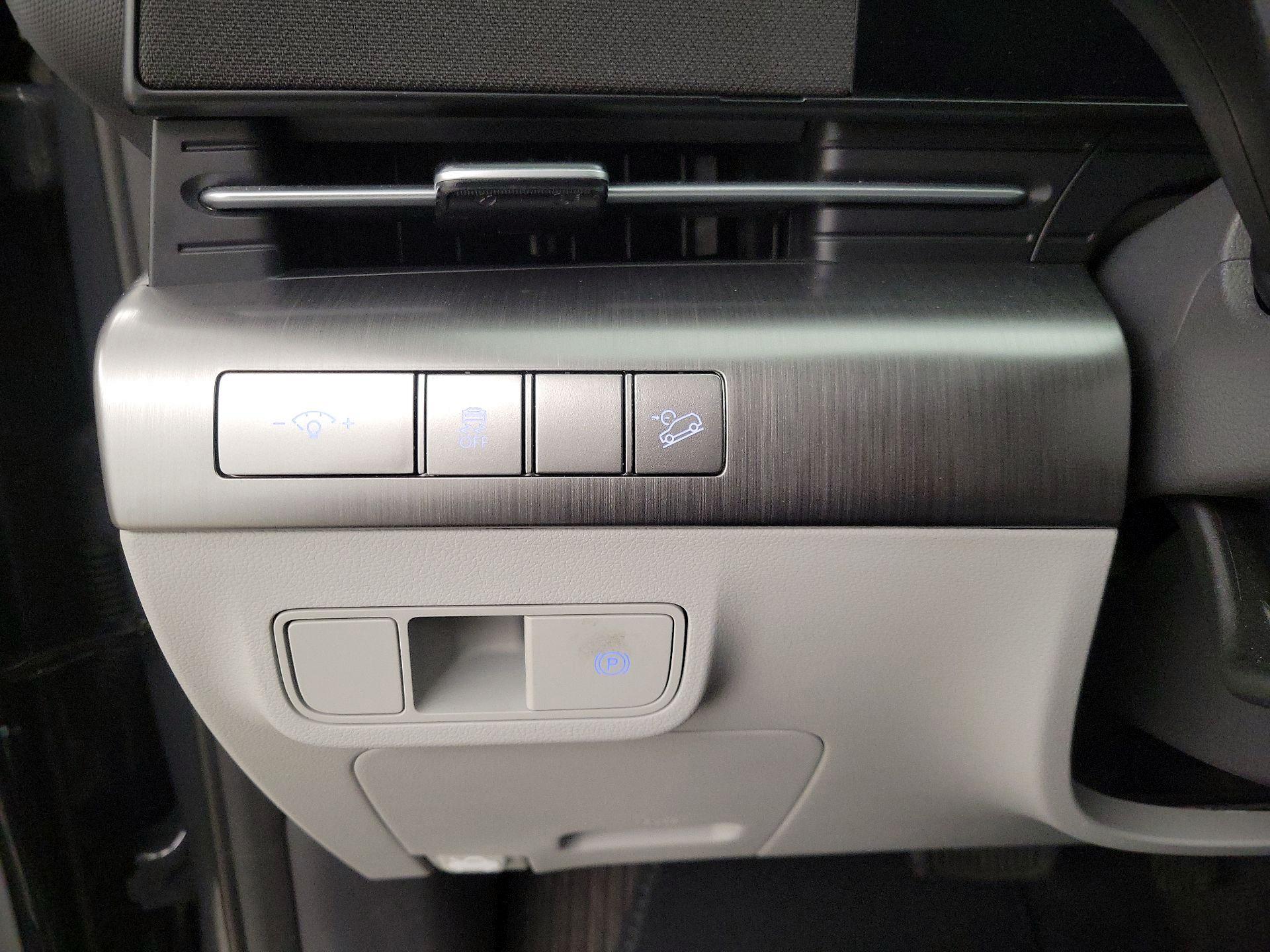 Thumbnail: 2025 Hyundai Kona - 13