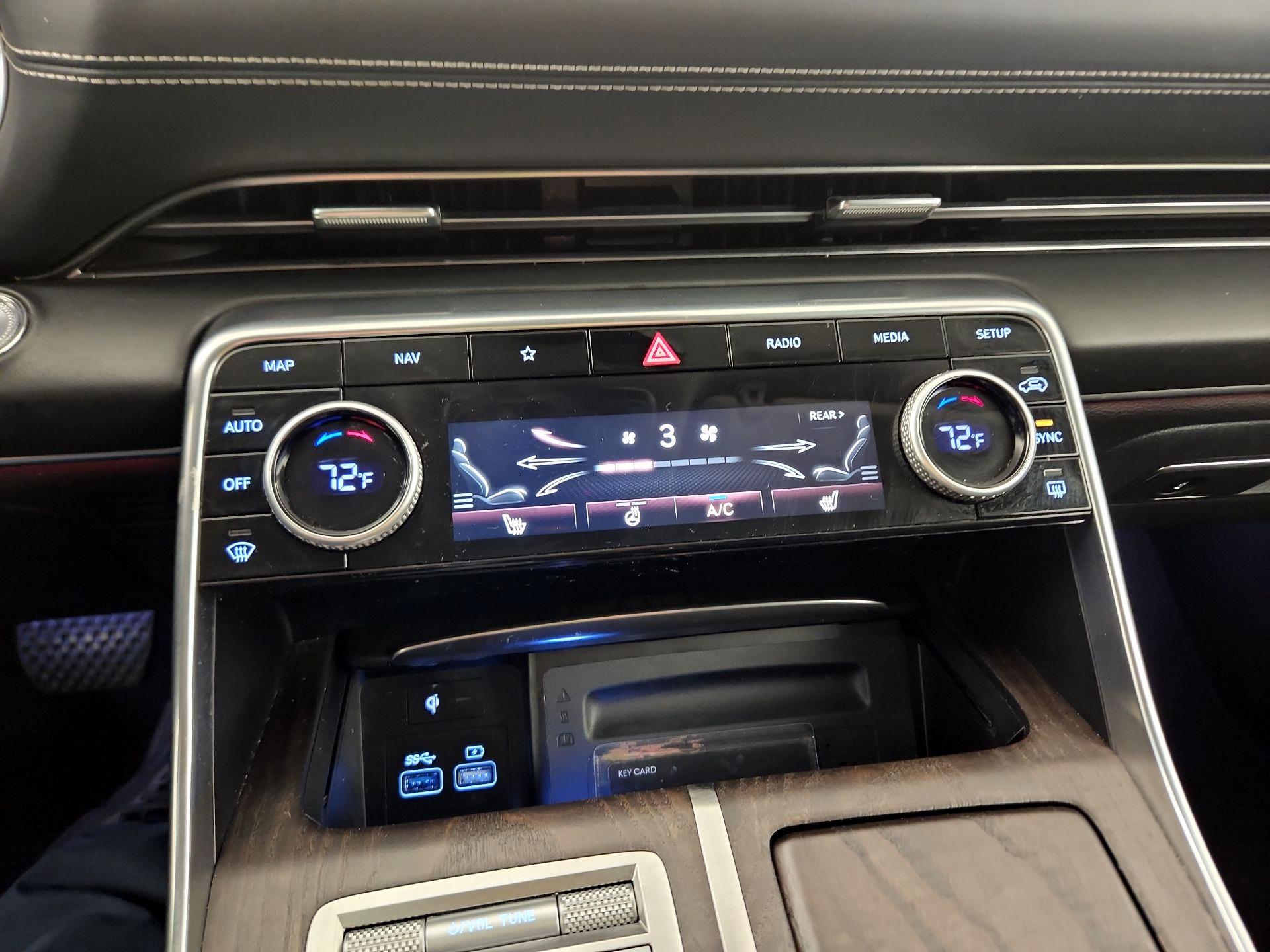 Thumbnail: 2024 Genesis GV80 - 15