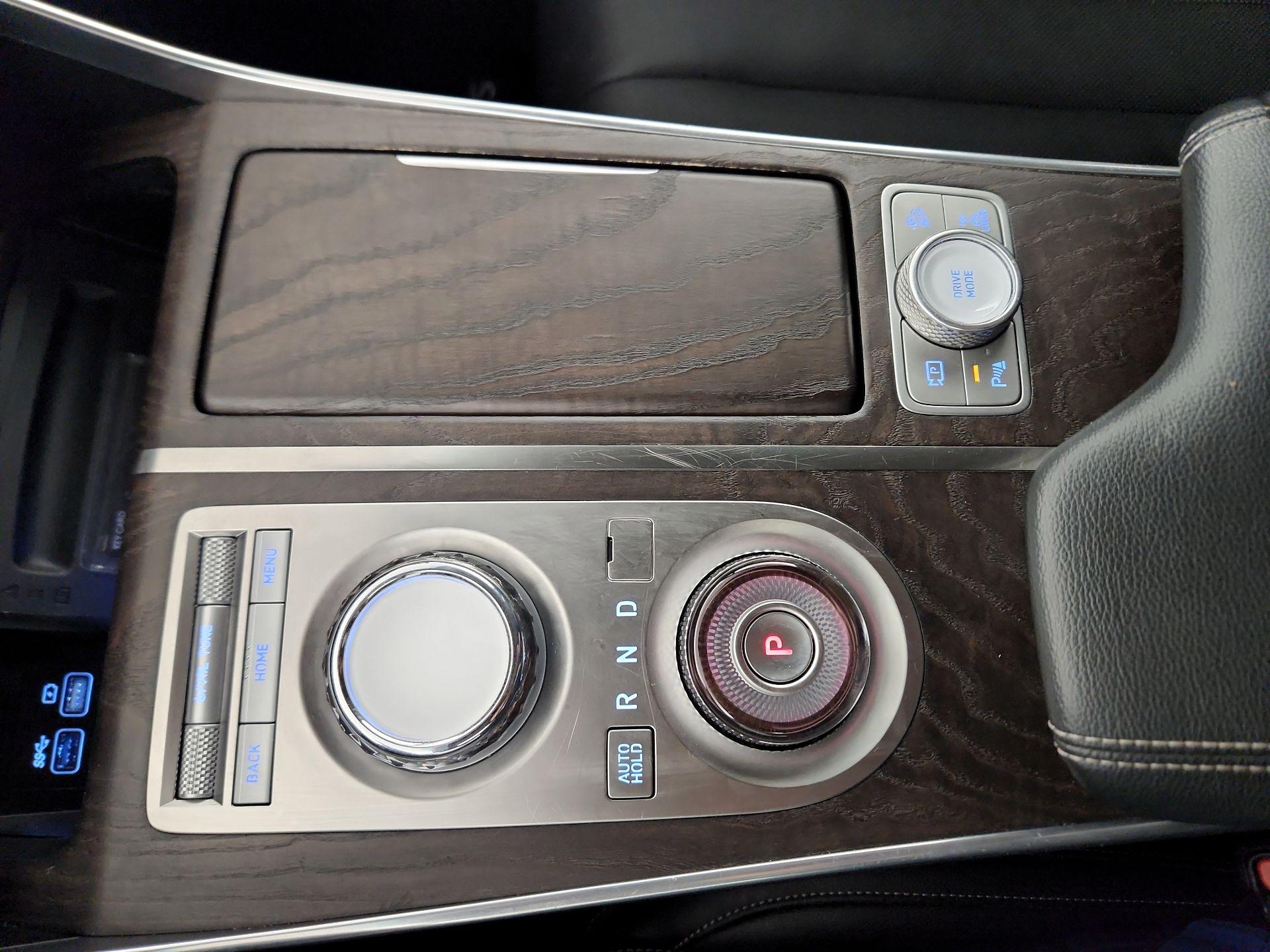 Thumbnail: 2024 Genesis GV80 - 16