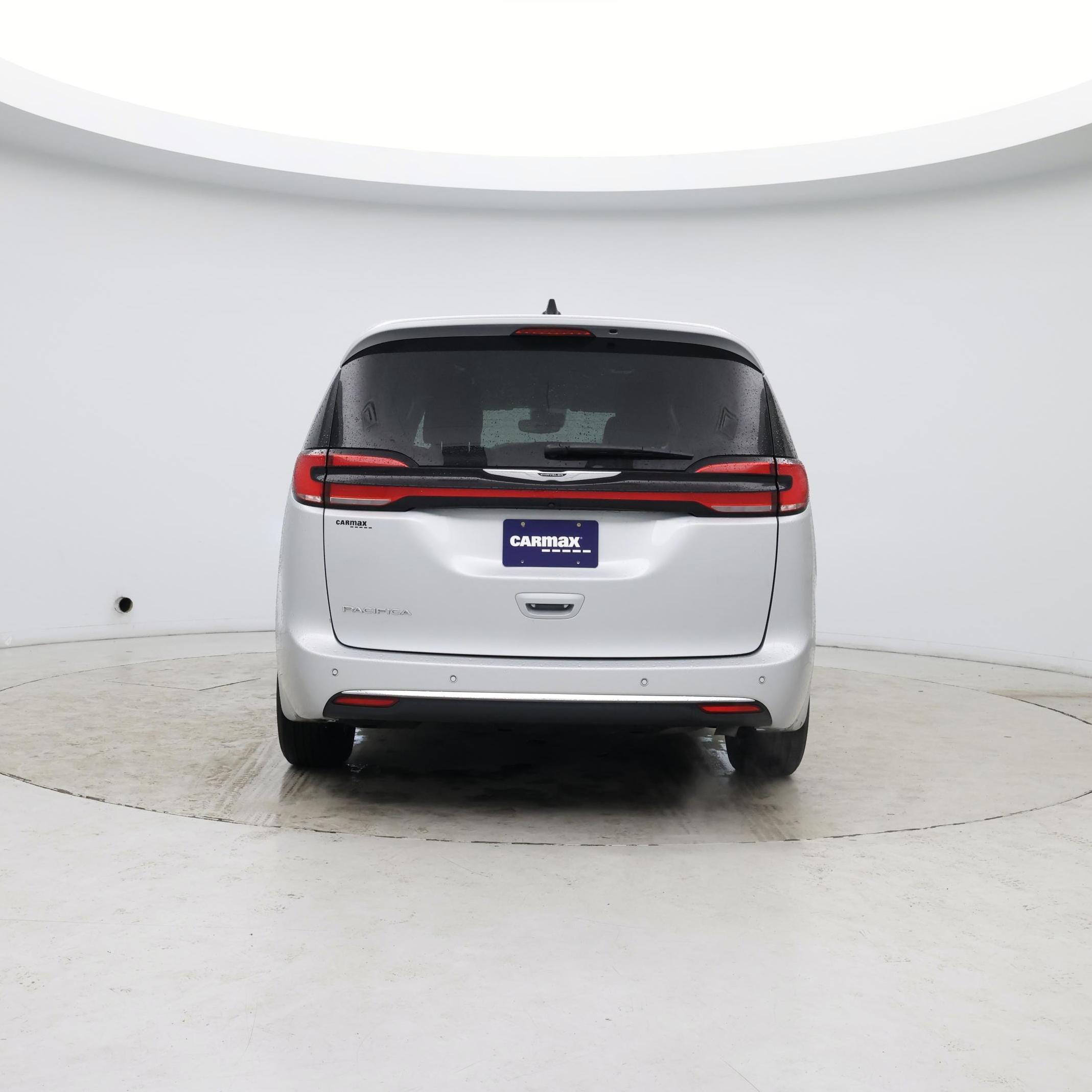 Thumbnail: 2024 Chrysler Pacifica - 6