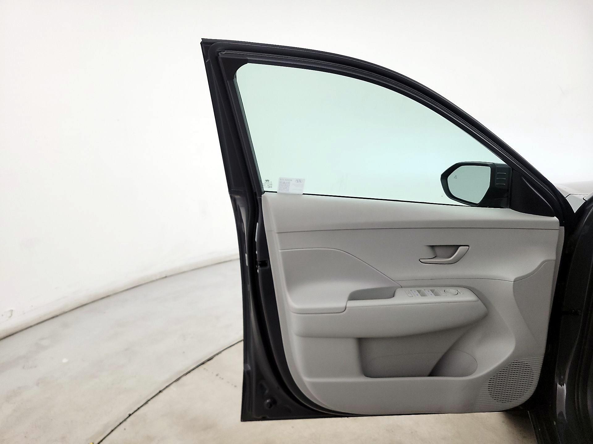 Thumbnail: 2025 Hyundai Kona - 12