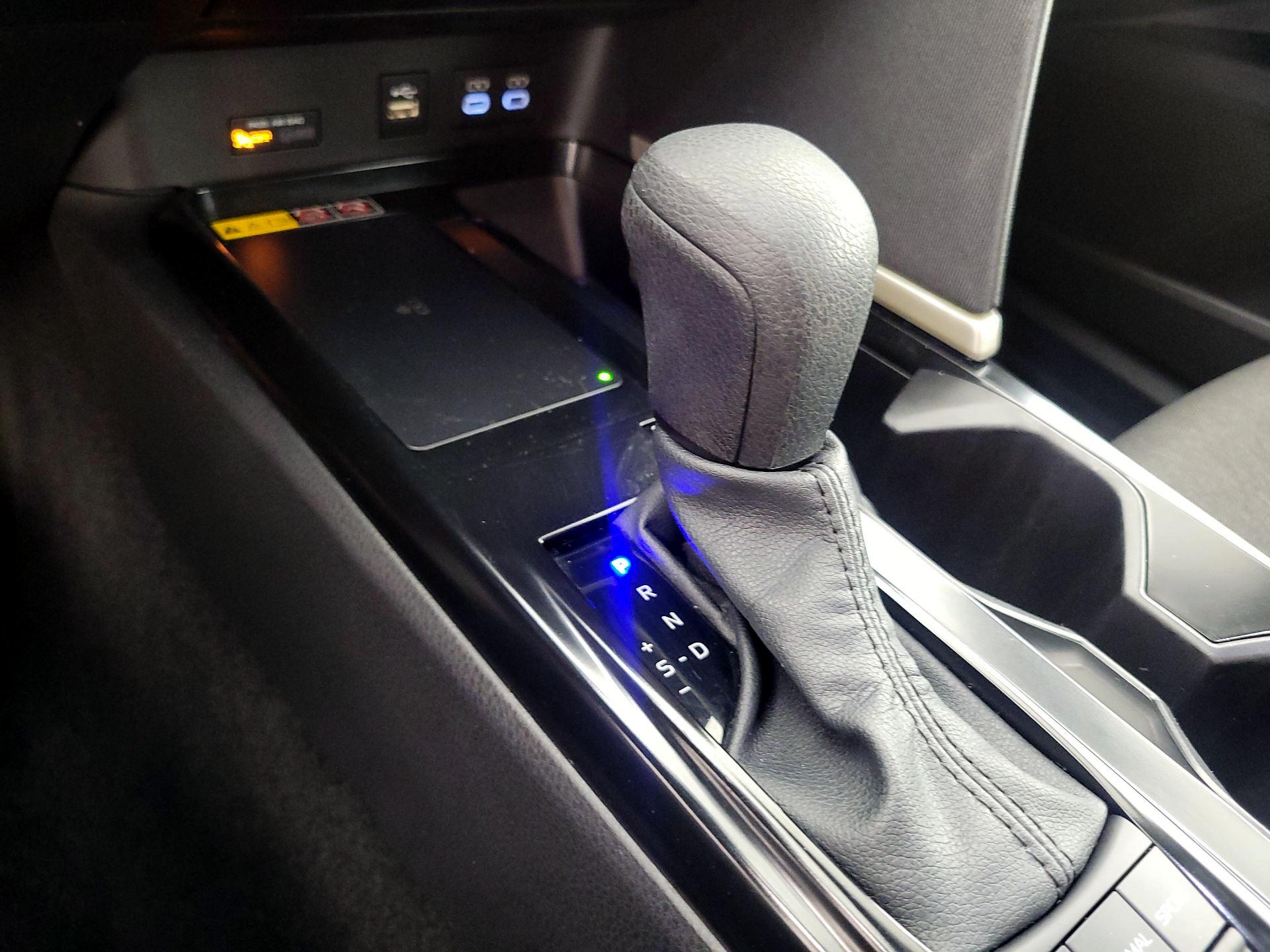 Thumbnail: 2025 Toyota Camry - 17