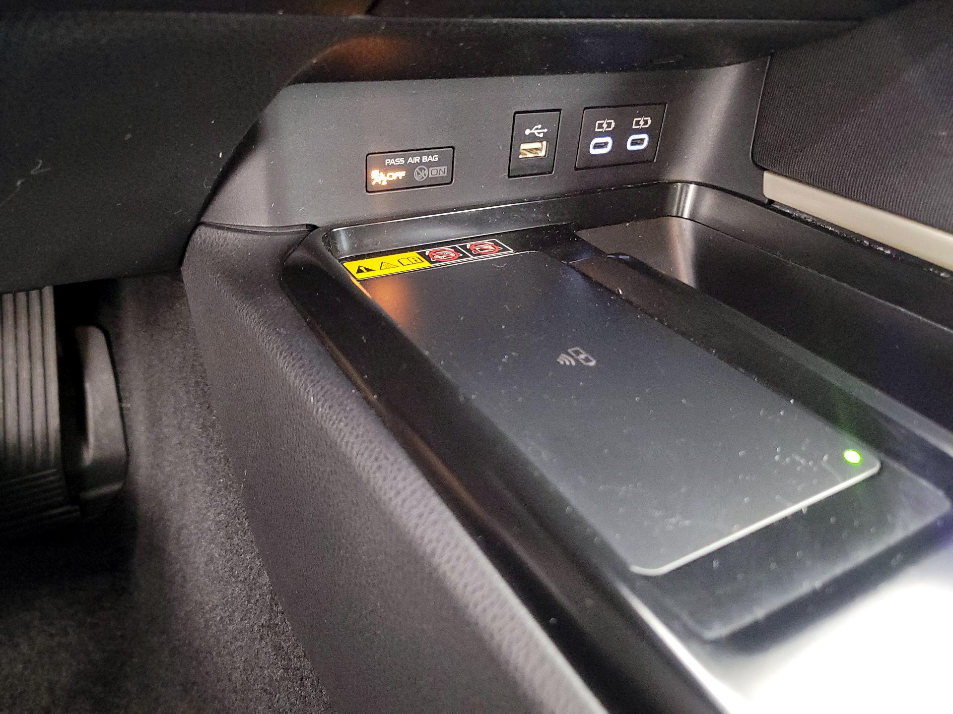 Thumbnail: 2025 Toyota Camry - 18