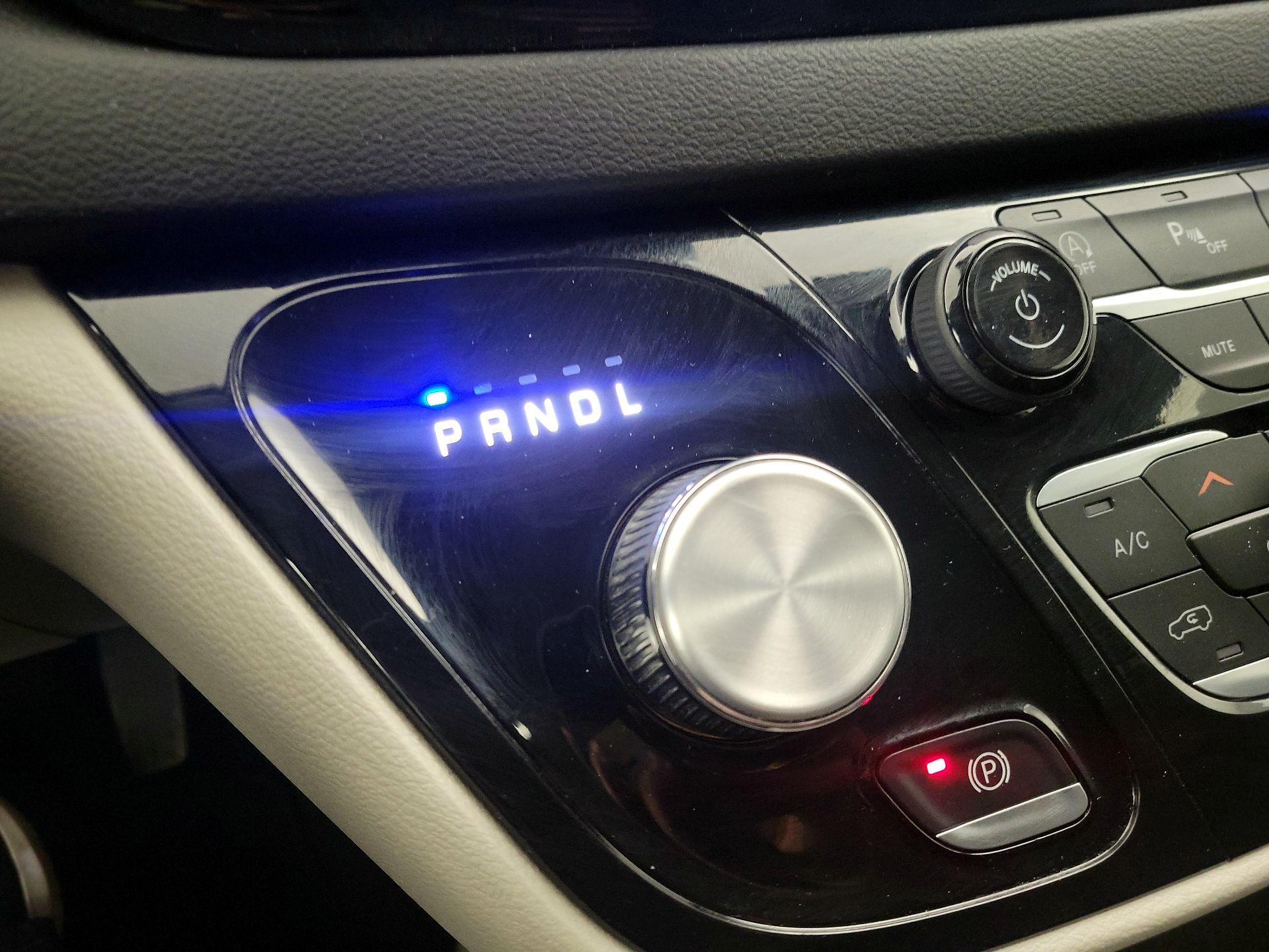 Thumbnail: 2024 Chrysler Pacifica - 17