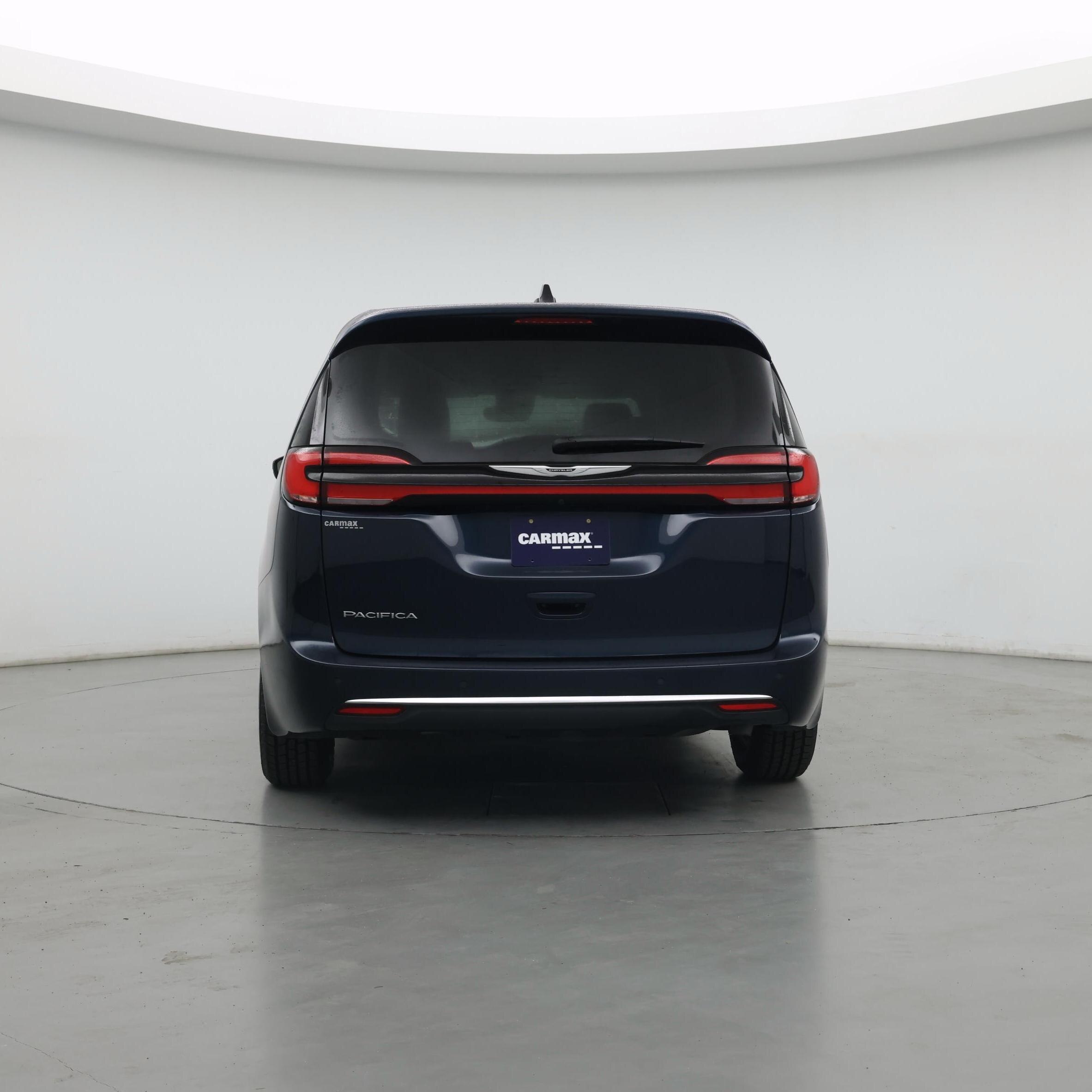 Thumbnail: 2024 Chrysler Pacifica - 6