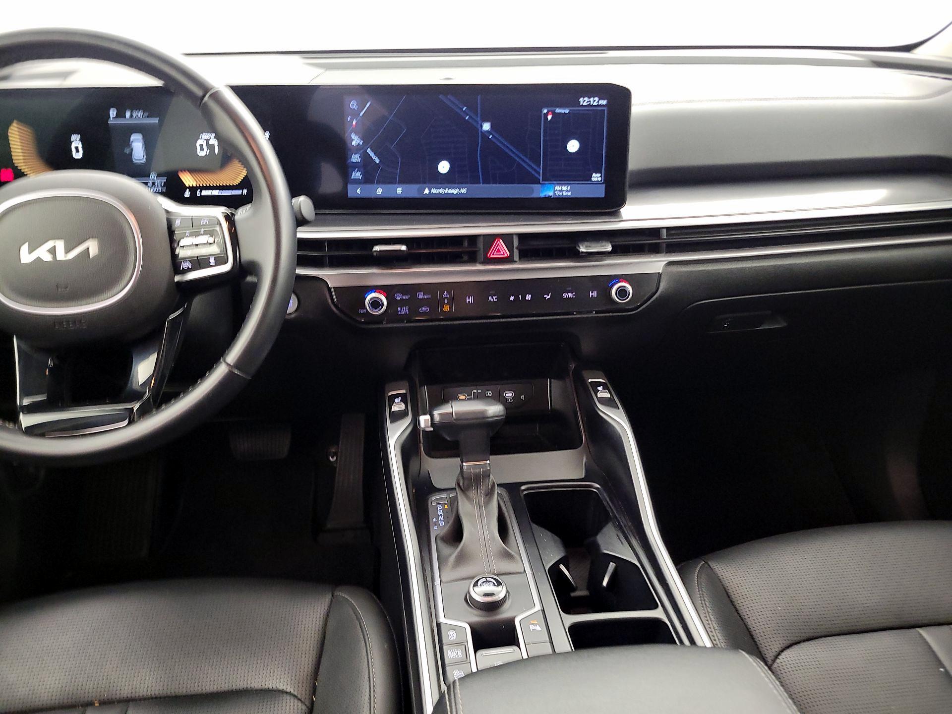 Thumbnail: 2024 Kia Sorento - 9