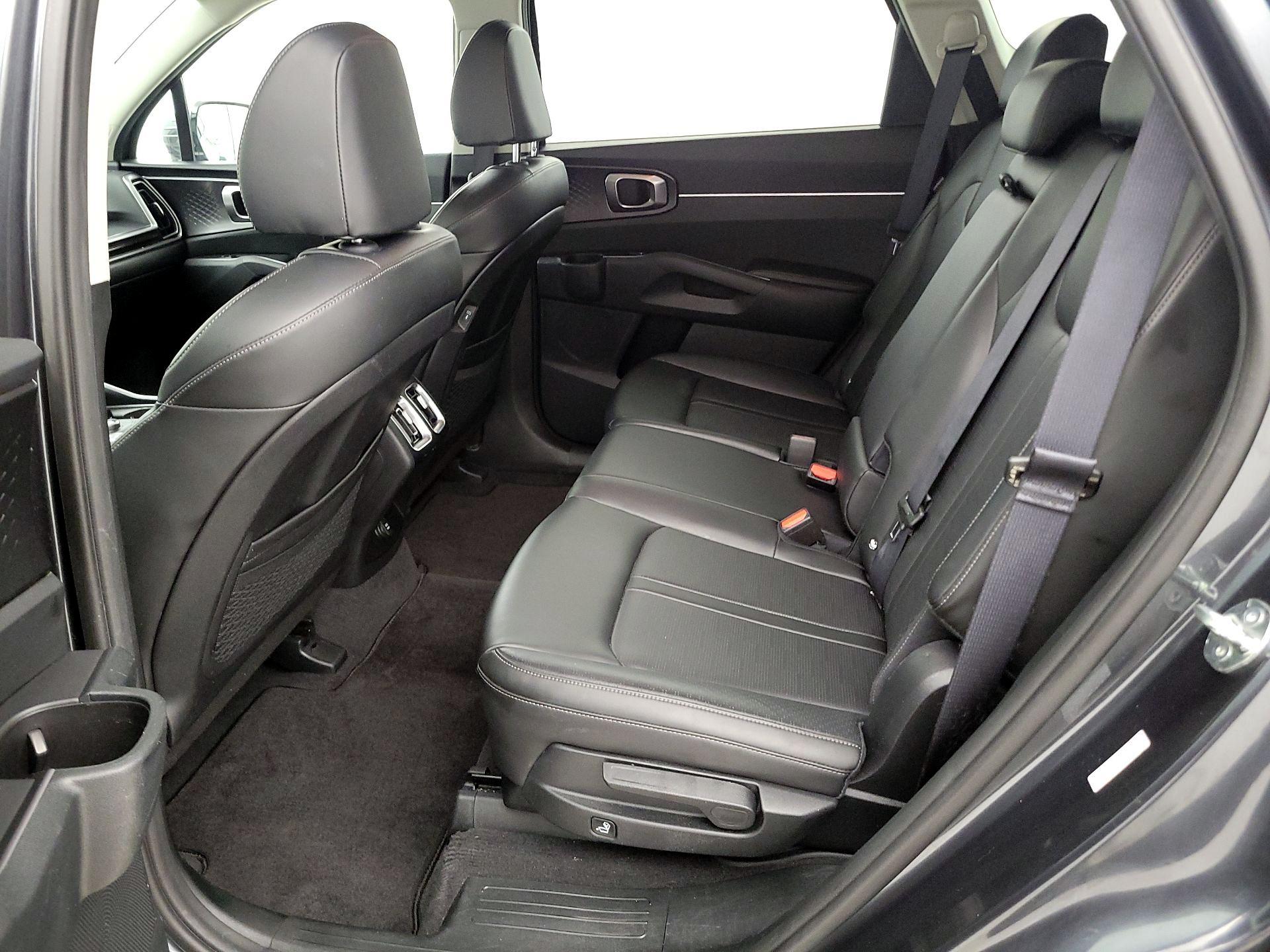 Thumbnail: 2024 Kia Sorento - 20