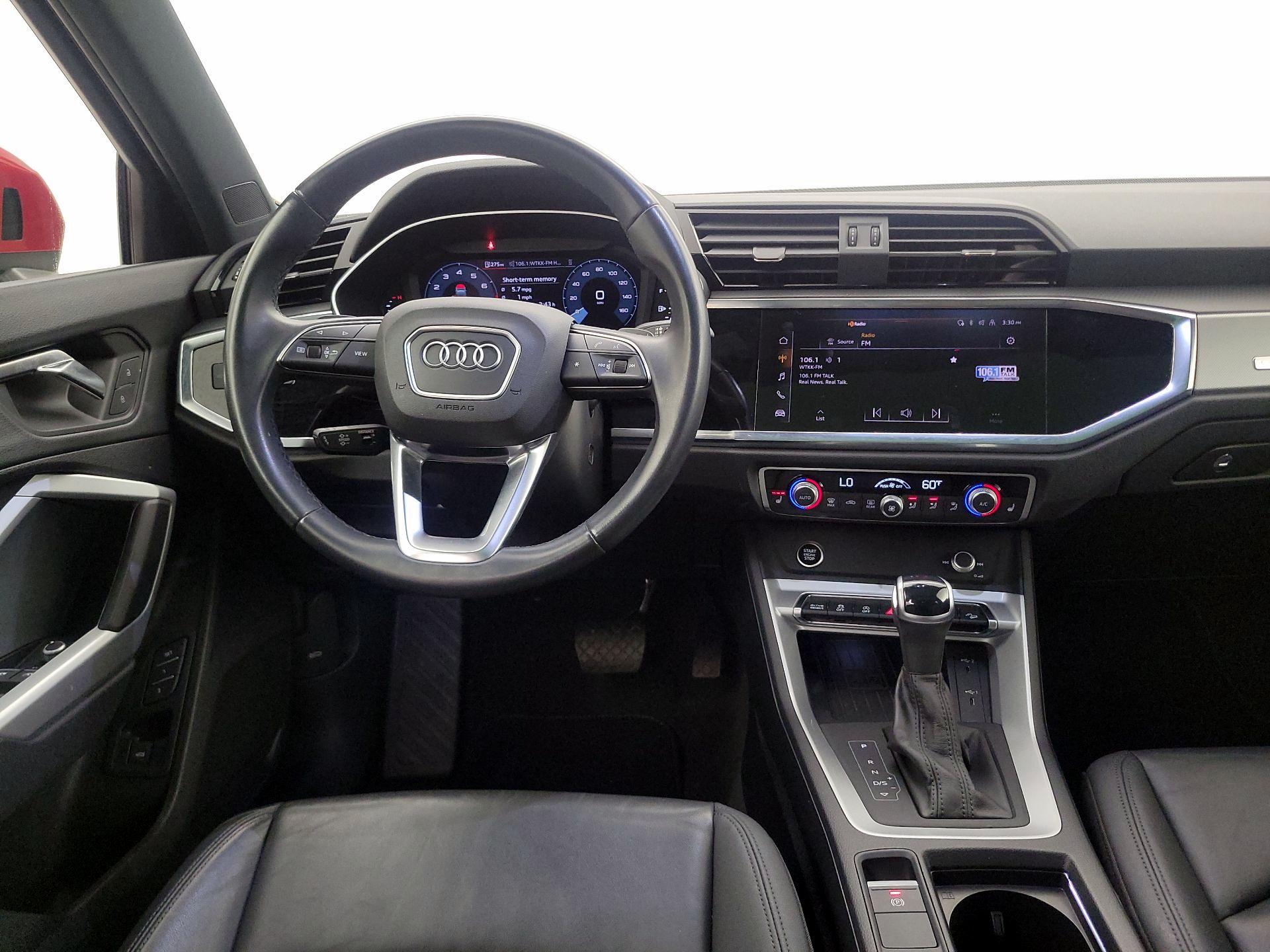 Thumbnail: 2024 Audi Q3 - 10