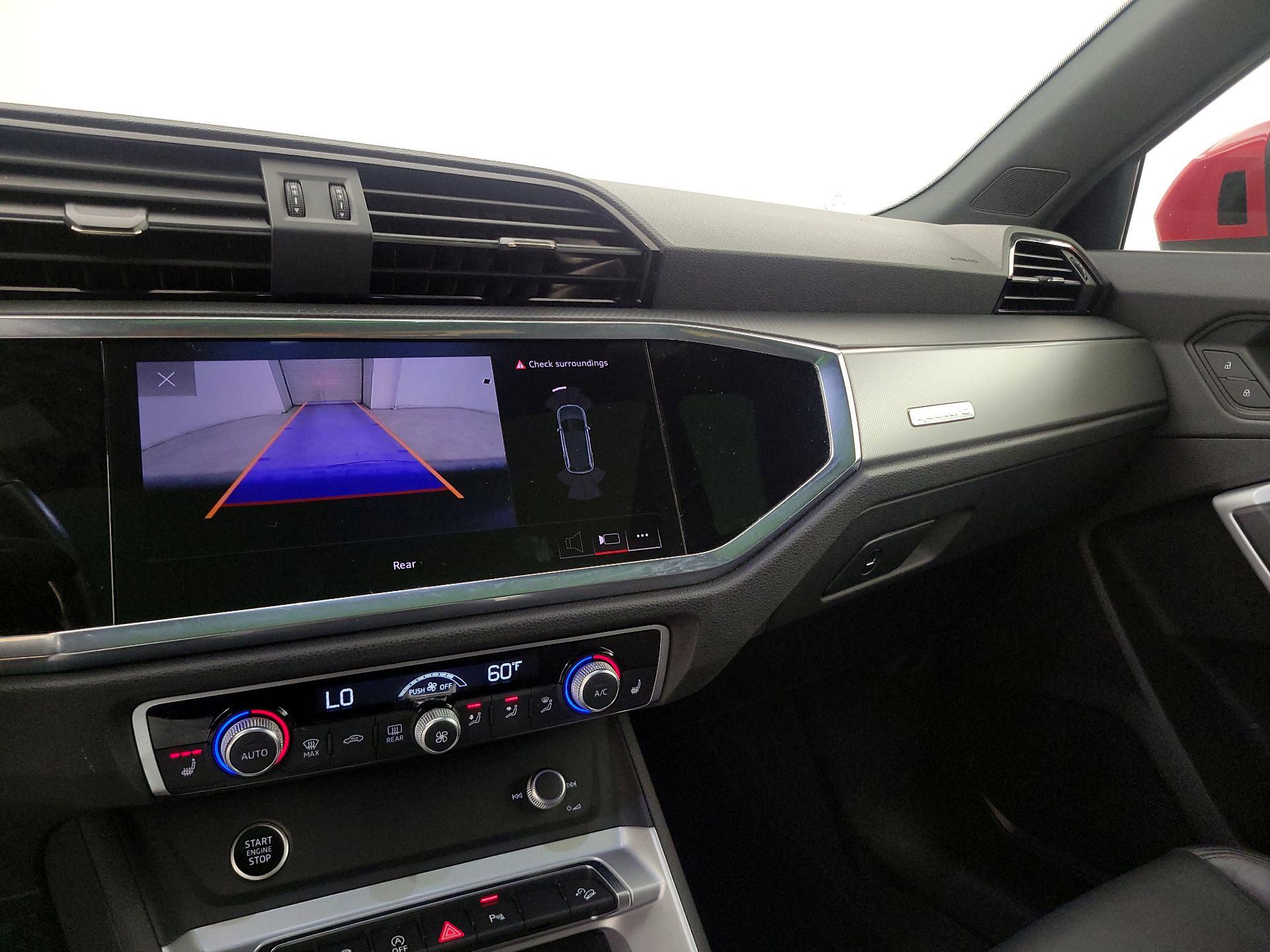 Thumbnail: 2024 Audi Q3 - 14