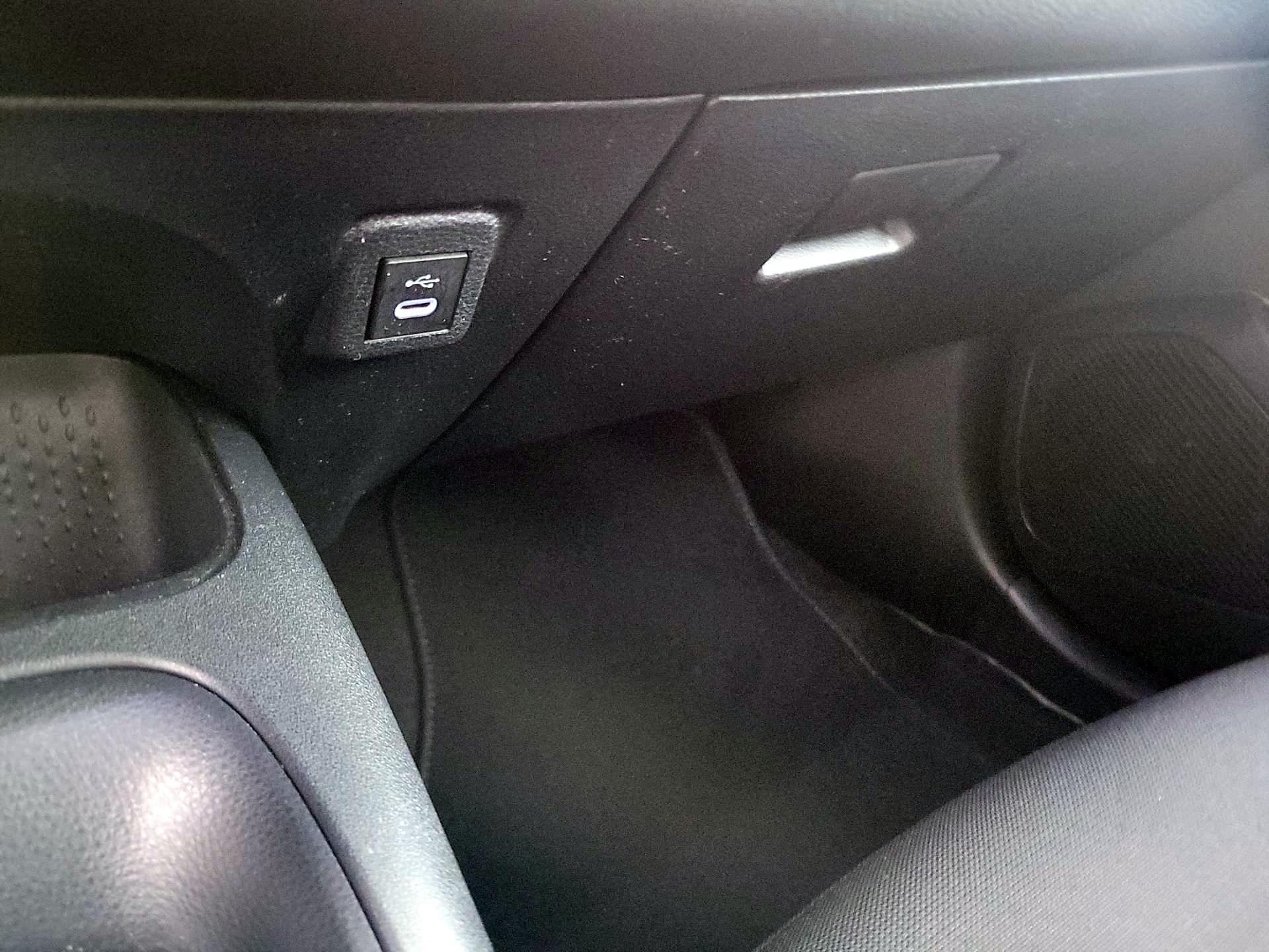 Thumbnail: 2024 Toyota Corolla - 18