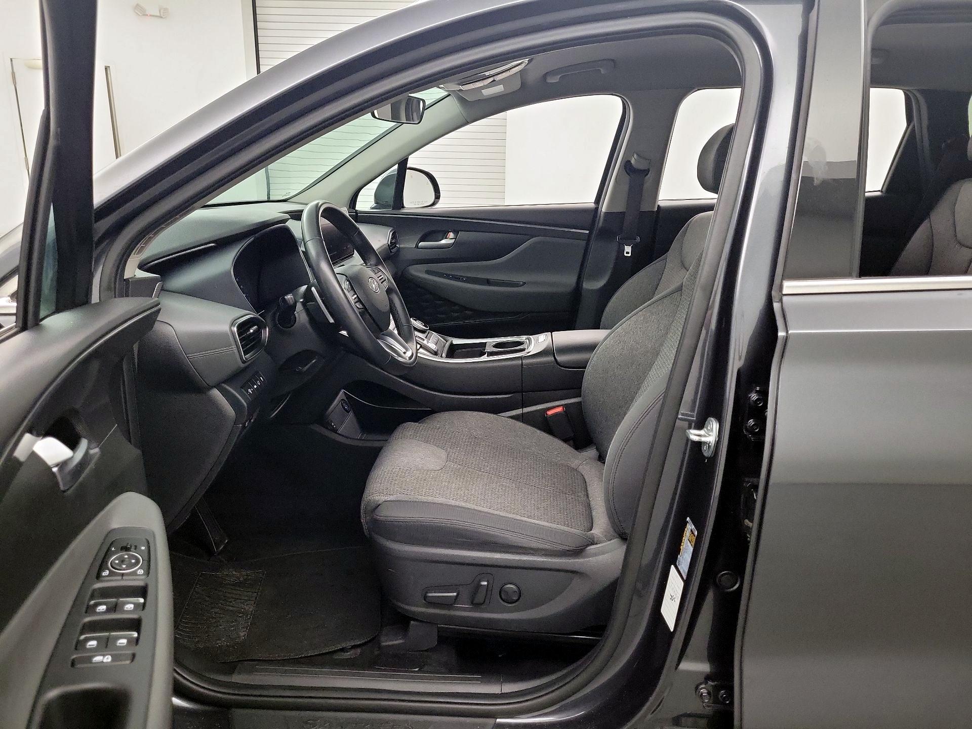 Thumbnail: 2023 Hyundai Santa Fe - 9