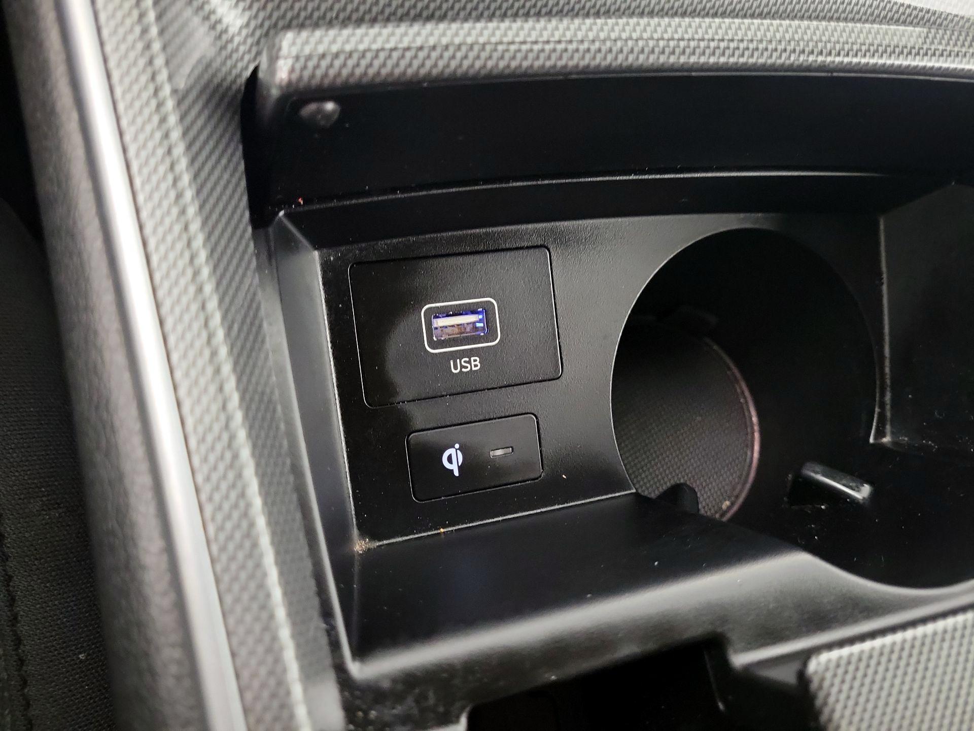 Thumbnail: 2023 Hyundai Santa Fe - 17