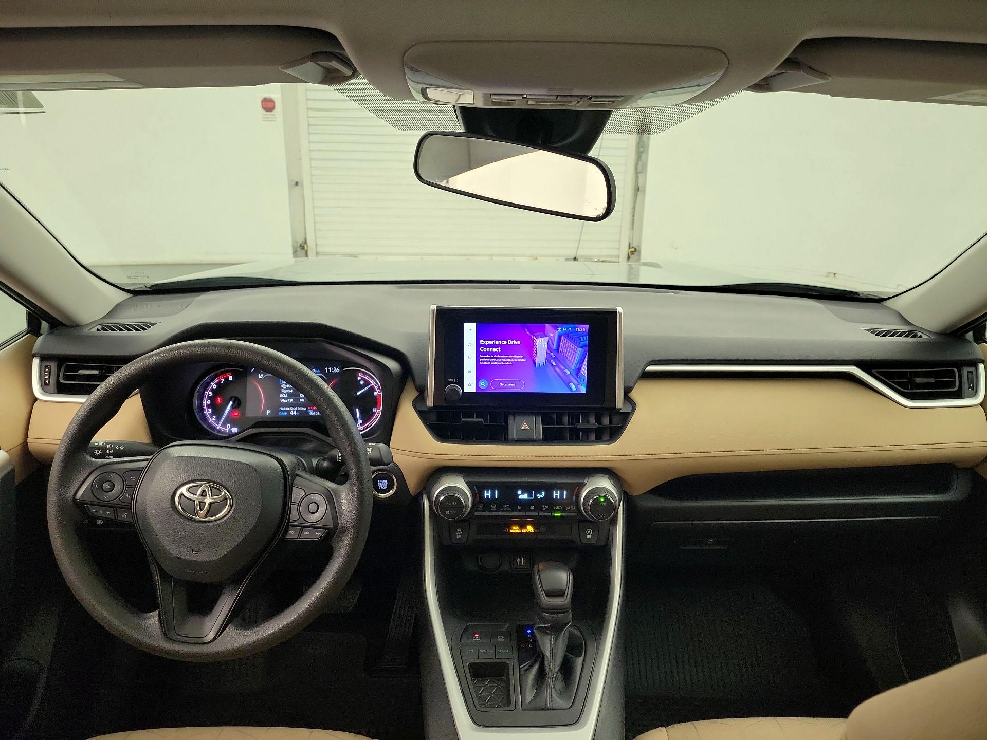 Thumbnail: 2023 Toyota RAV4 - 9