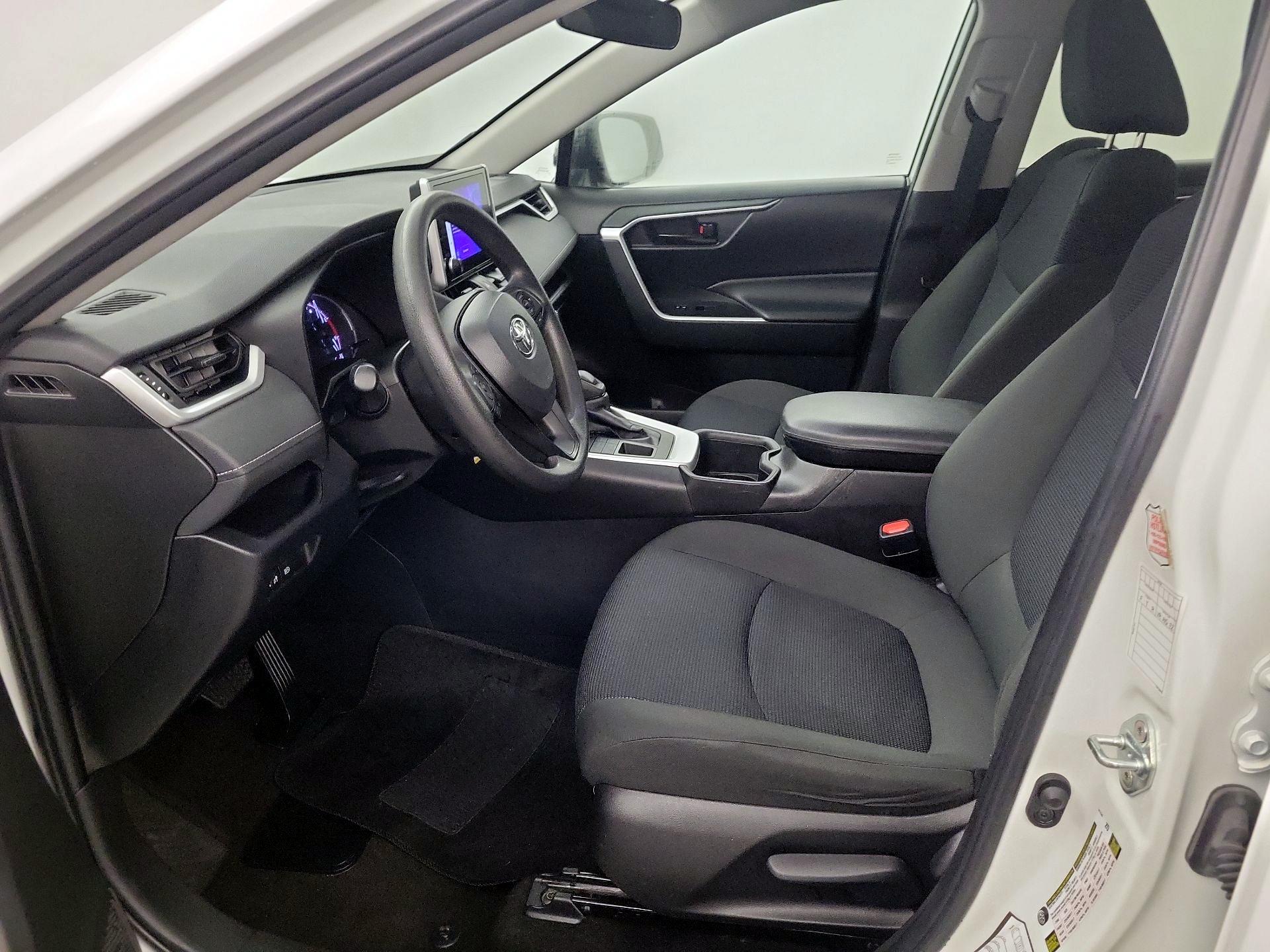 Thumbnail: 2024 Toyota RAV4 - 9