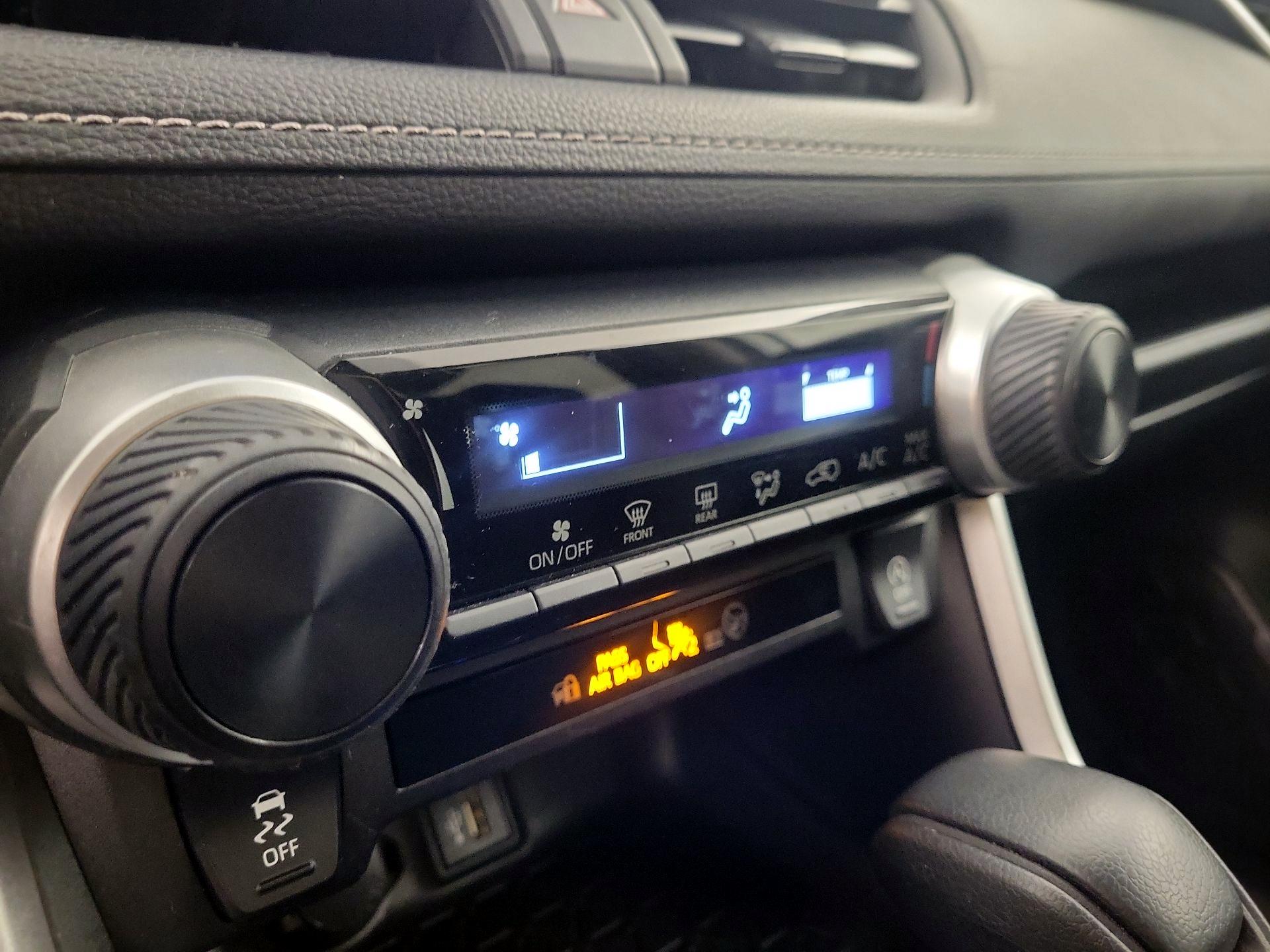 Thumbnail: 2024 Toyota RAV4 - 14