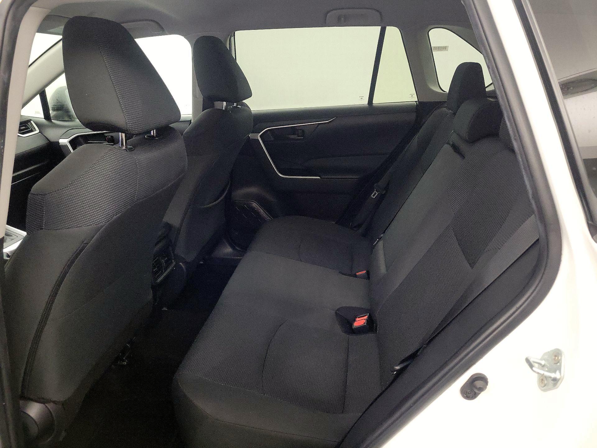 Thumbnail: 2024 Toyota RAV4 - 17