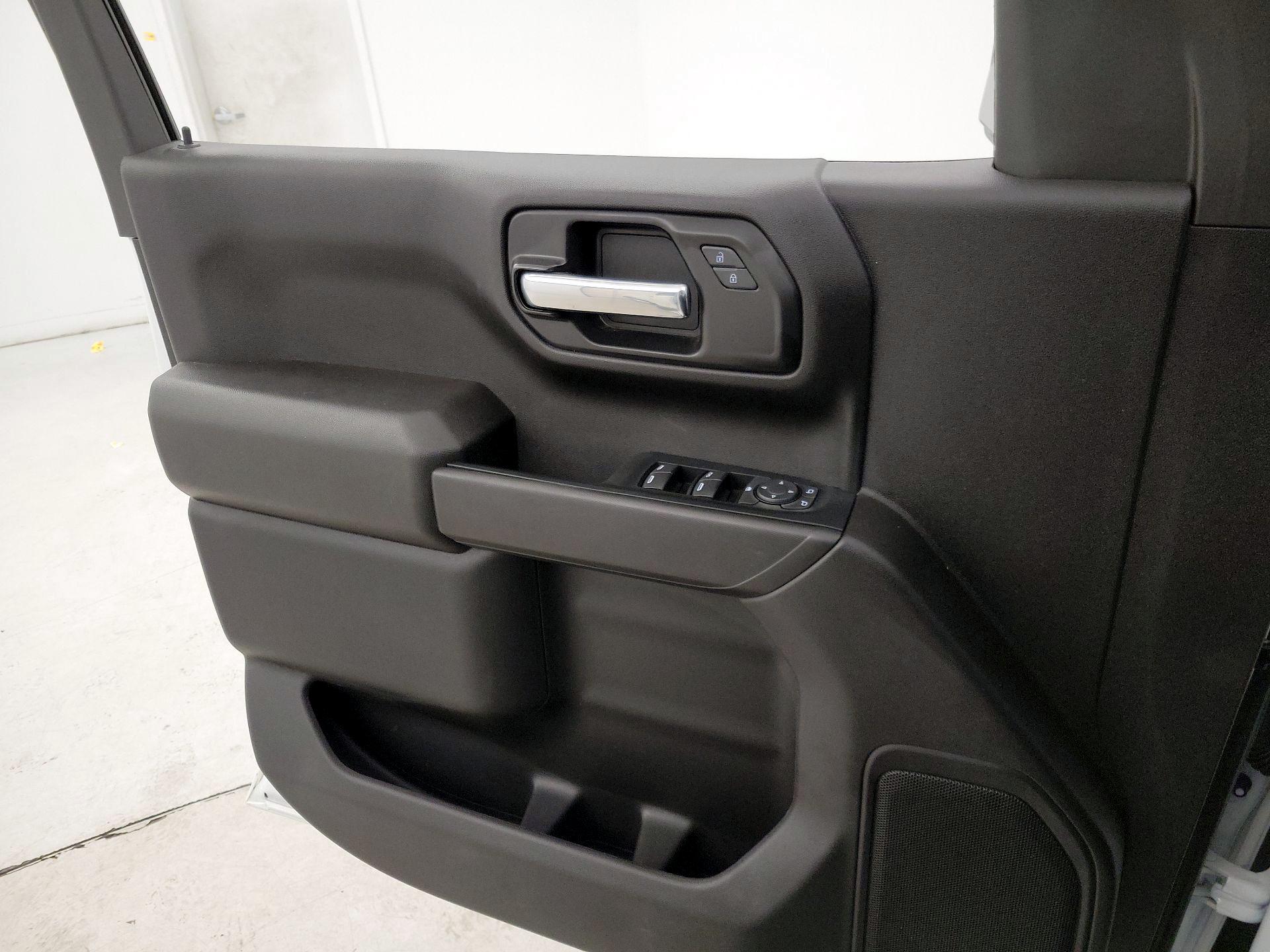 Thumbnail: 2022 Chevrolet Silverado 1500 - 12