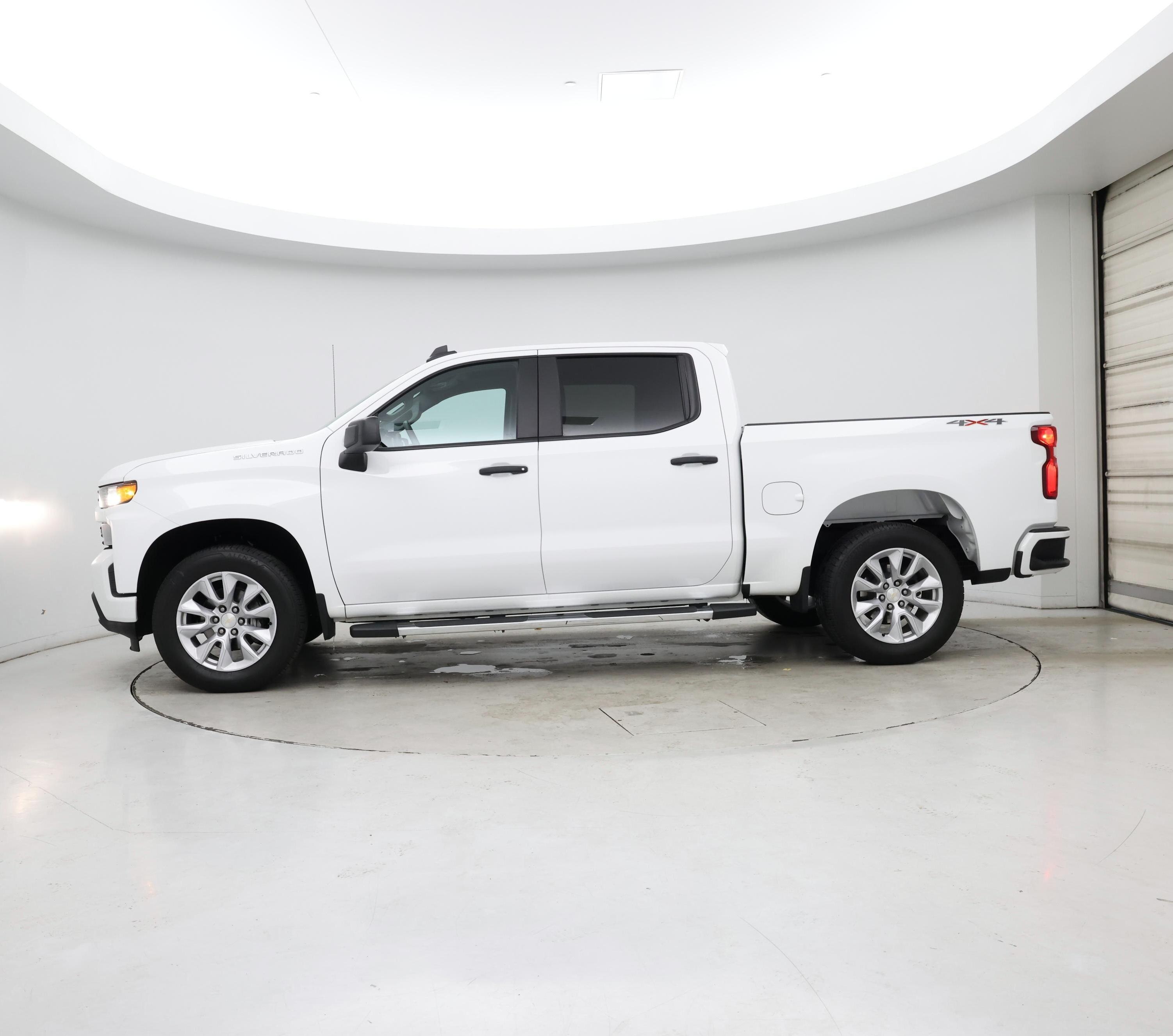 Thumbnail: 2022 Chevrolet Silverado 1500 - 3