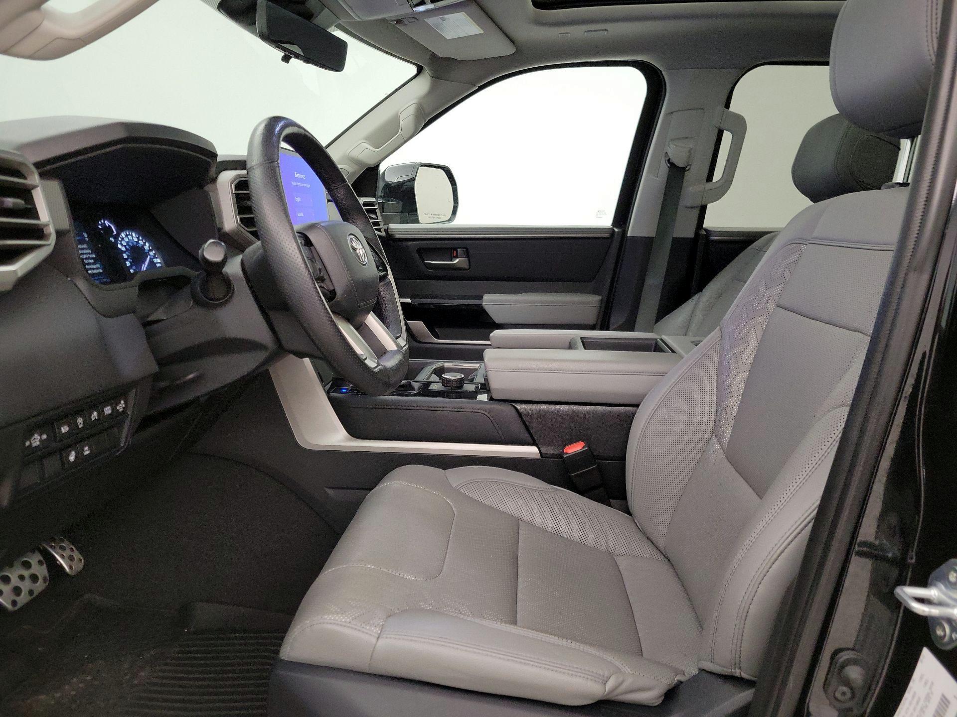 Thumbnail: 2022 Toyota Tundra - 11