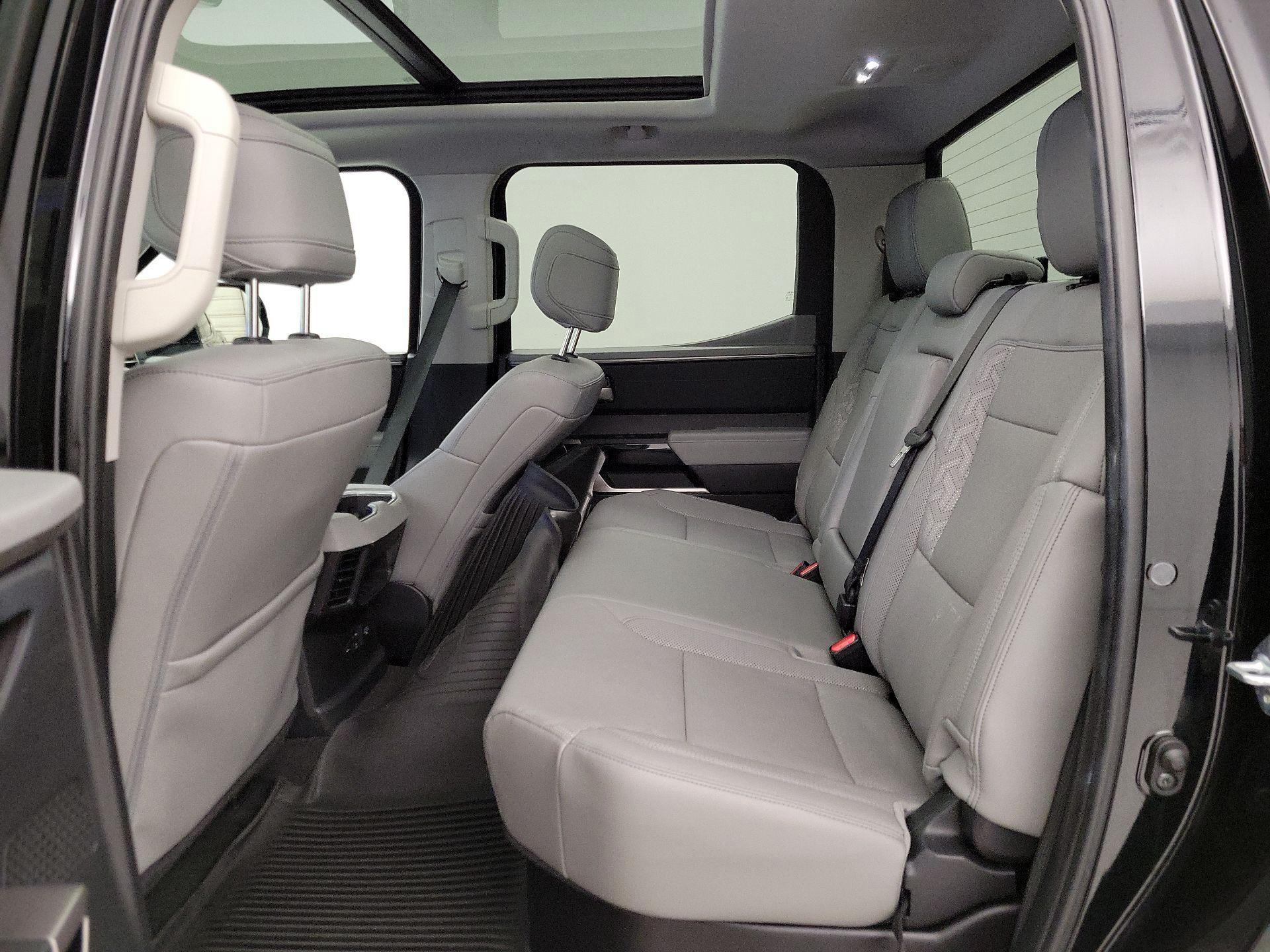 Thumbnail: 2022 Toyota Tundra - 20