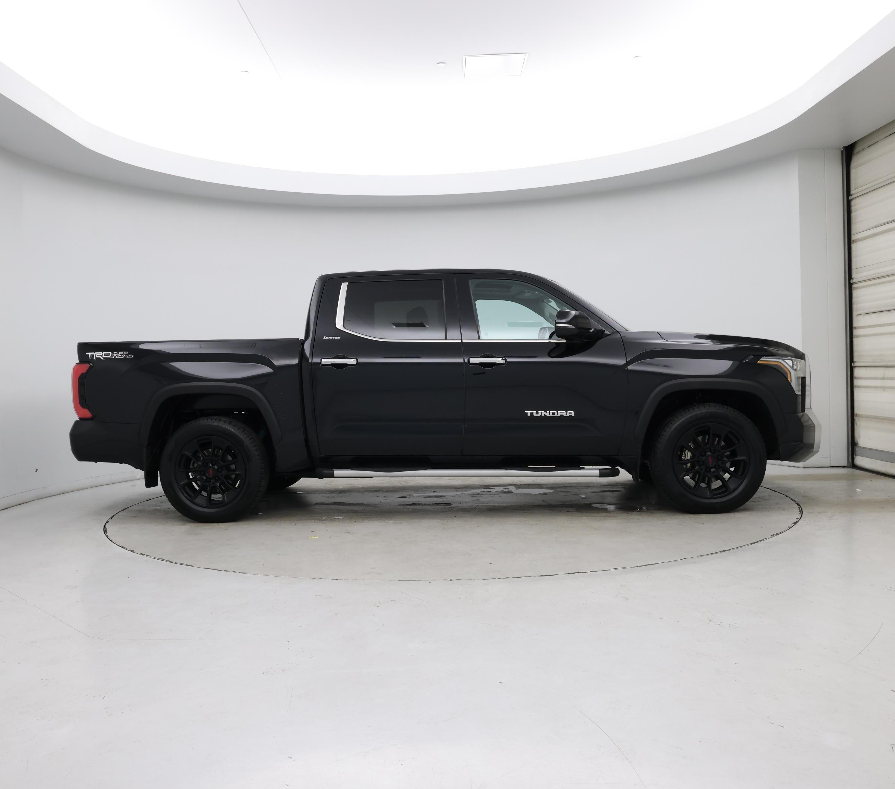 Thumbnail: 2022 Toyota Tundra - 7