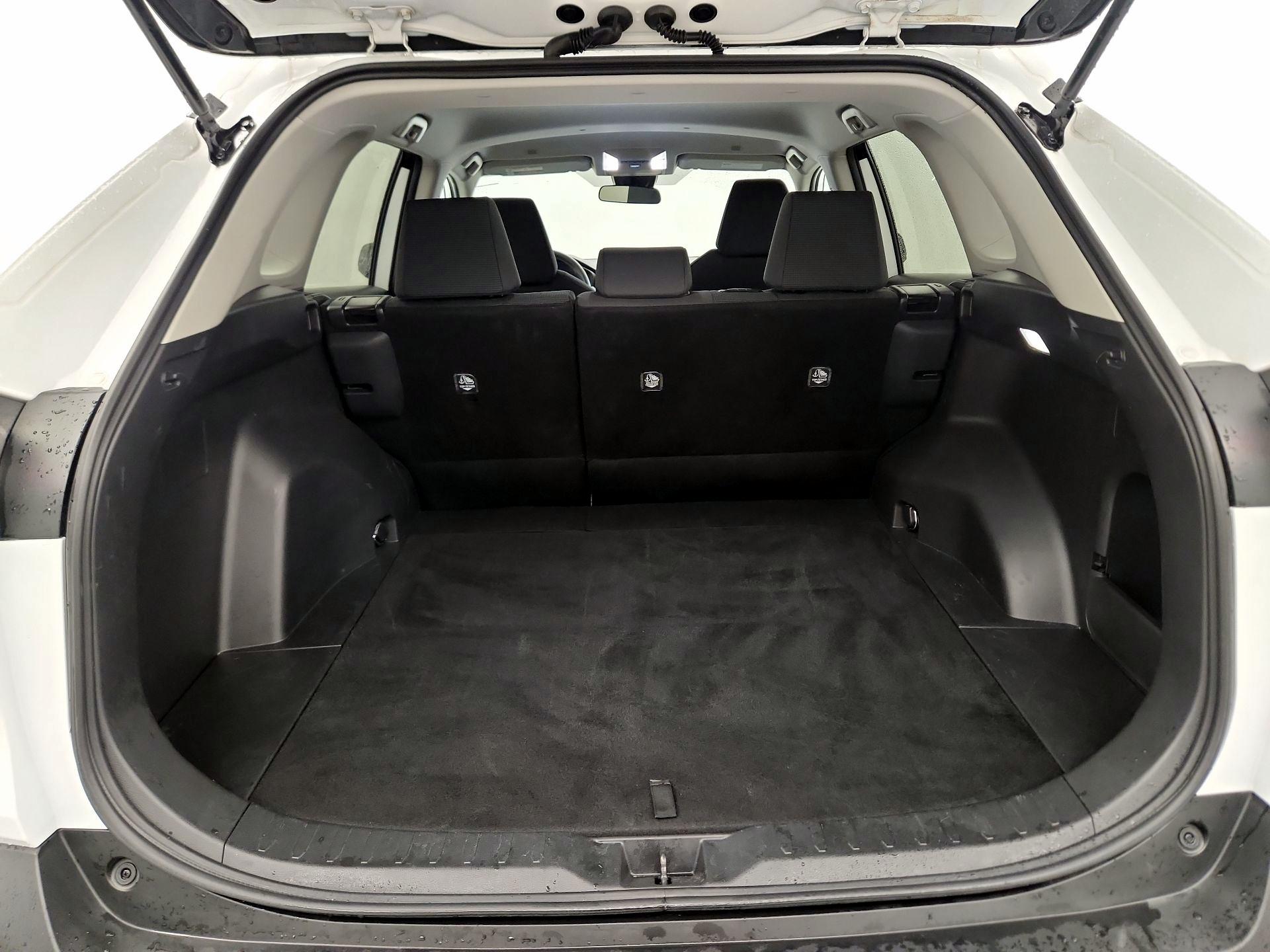 Thumbnail: 2025 Toyota RAV4 - 20