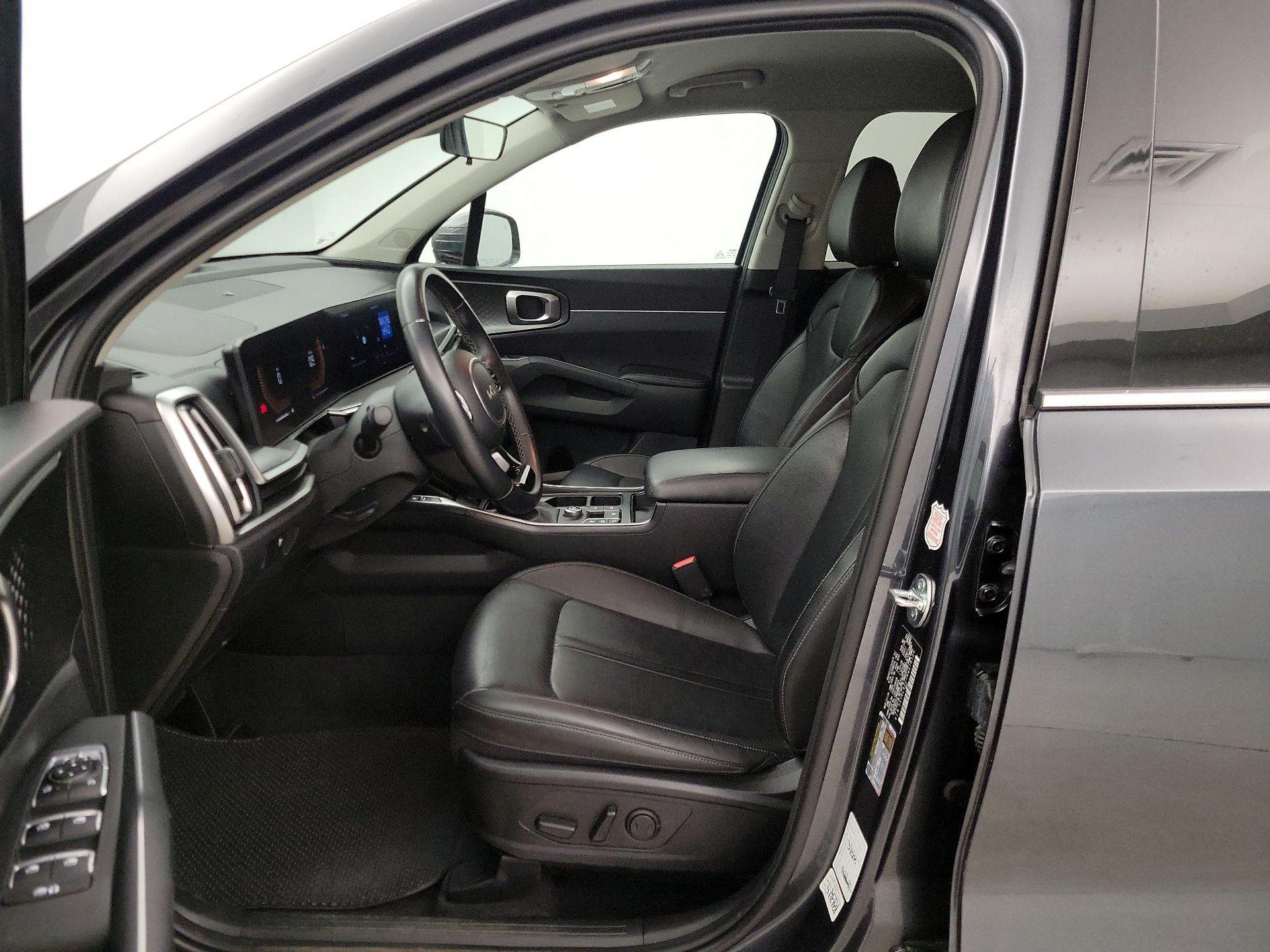 Thumbnail: 2024 Kia Sorento - 11