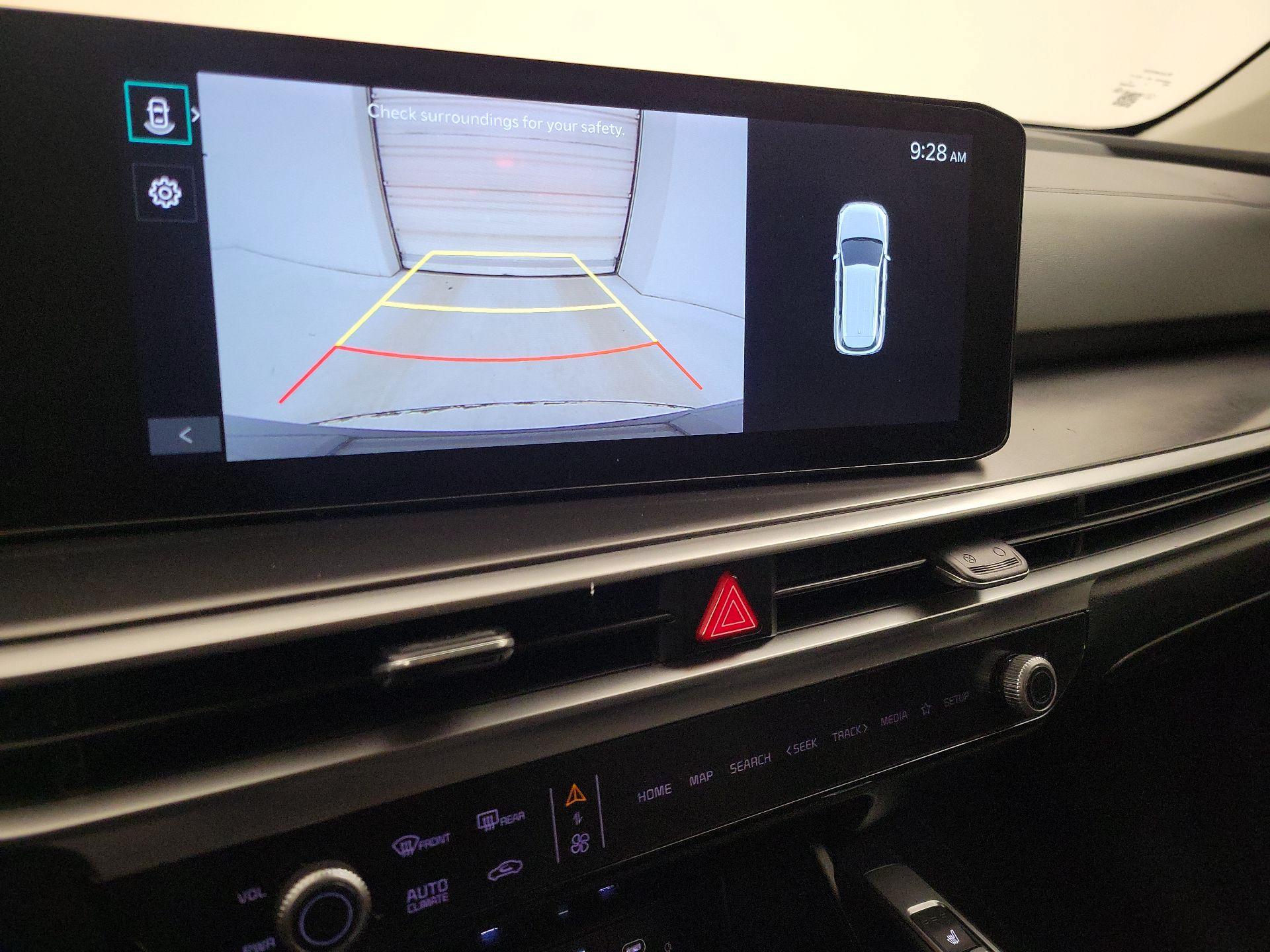 Thumbnail: 2024 Kia Sorento - 14