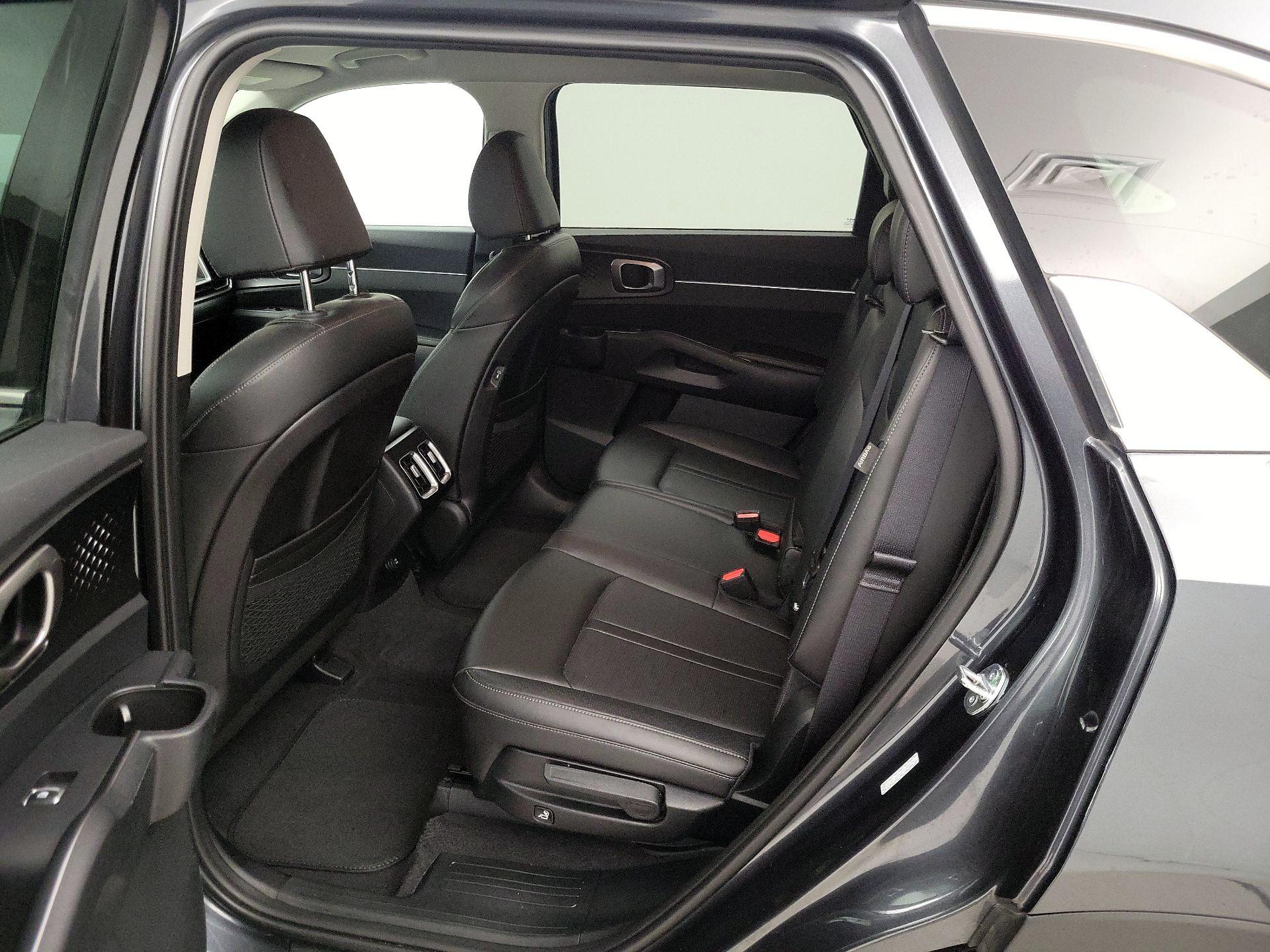 Thumbnail: 2024 Kia Sorento - 19