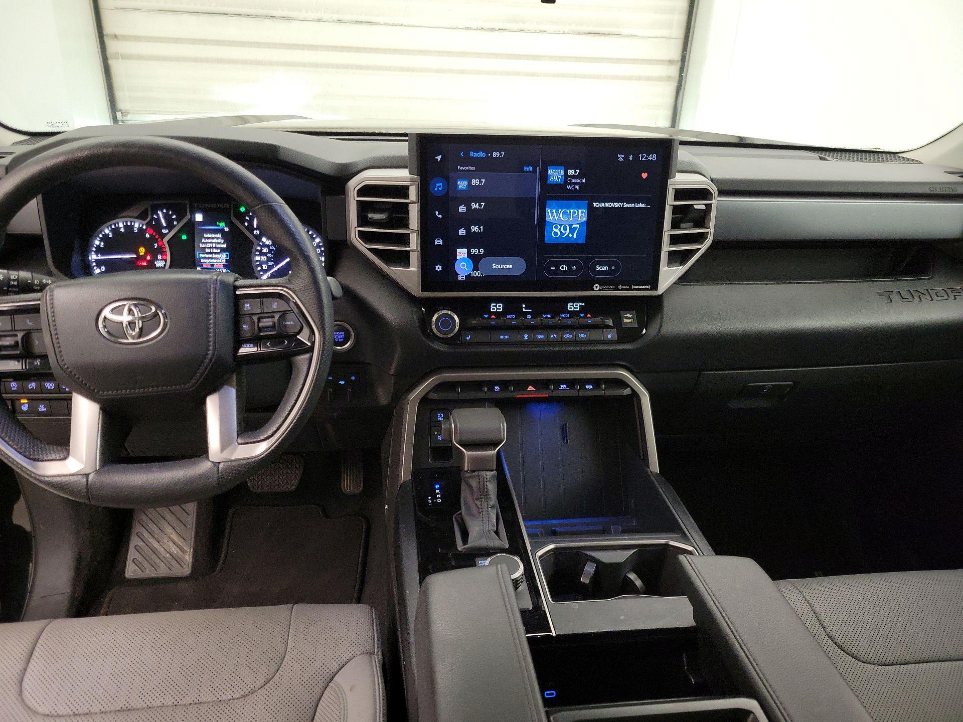 Thumbnail: 2022 Toyota Tundra - 9