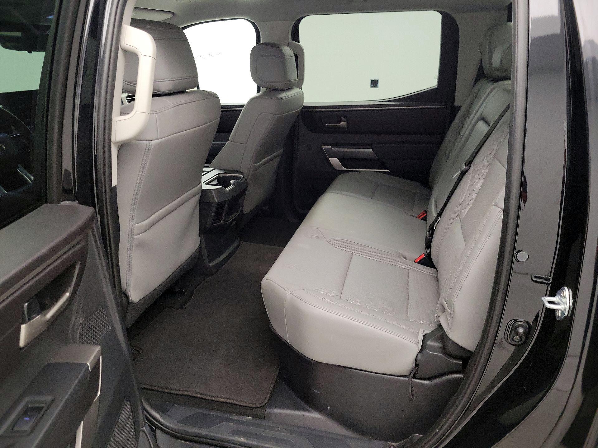 Thumbnail: 2022 Toyota Tundra - 19