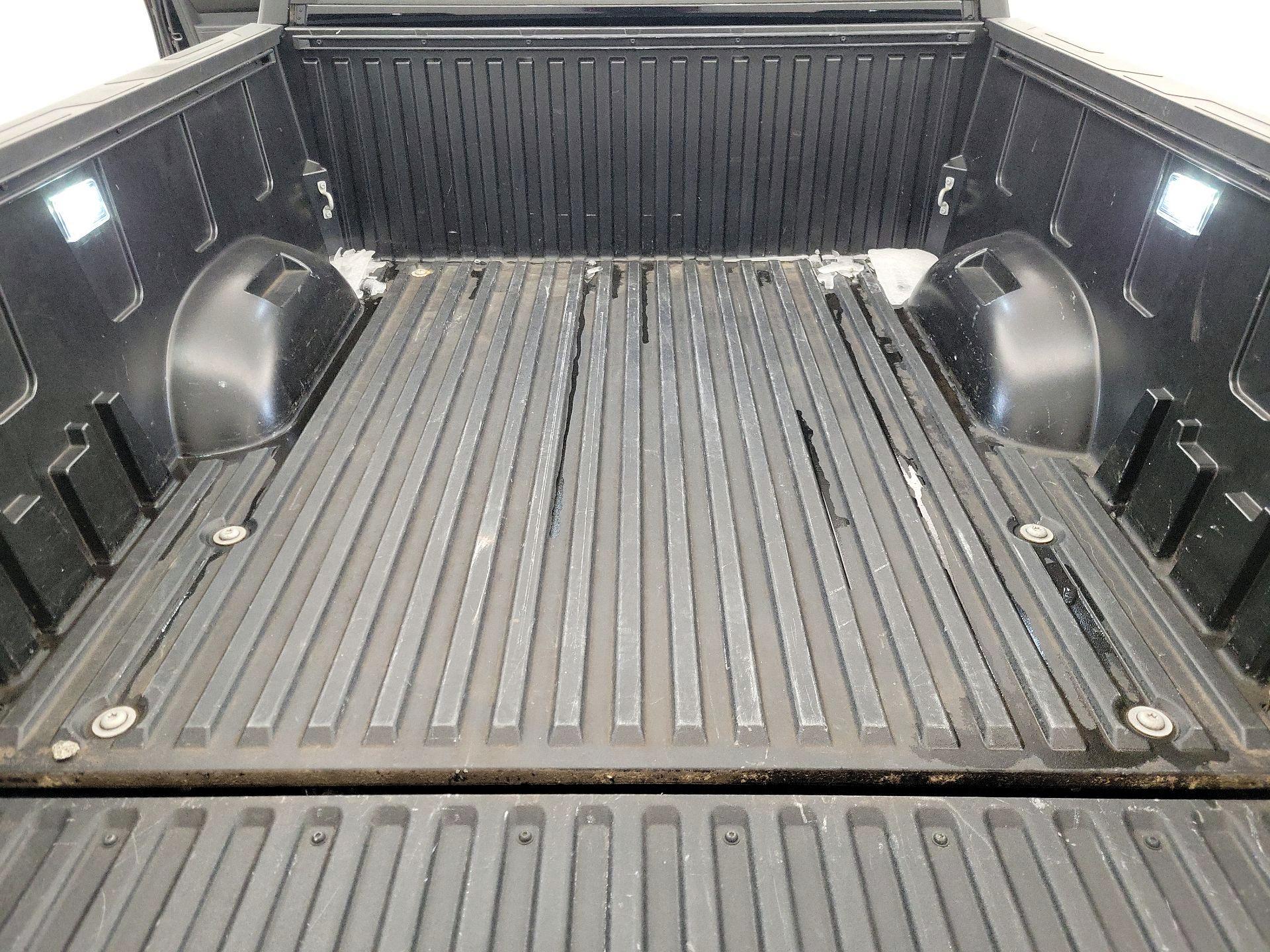 Thumbnail: 2022 Toyota Tundra - 20