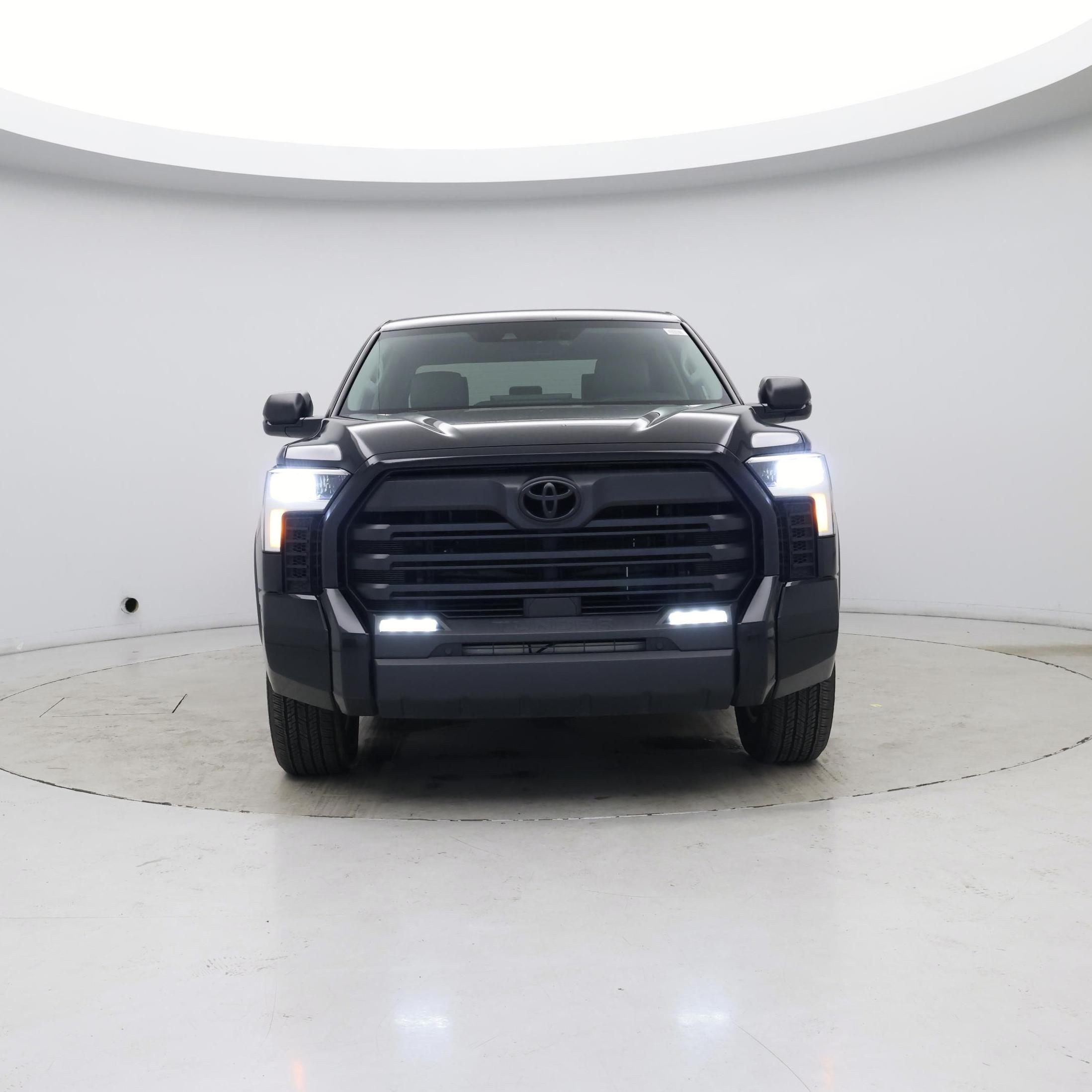 Thumbnail: 2022 Toyota Tundra - 5