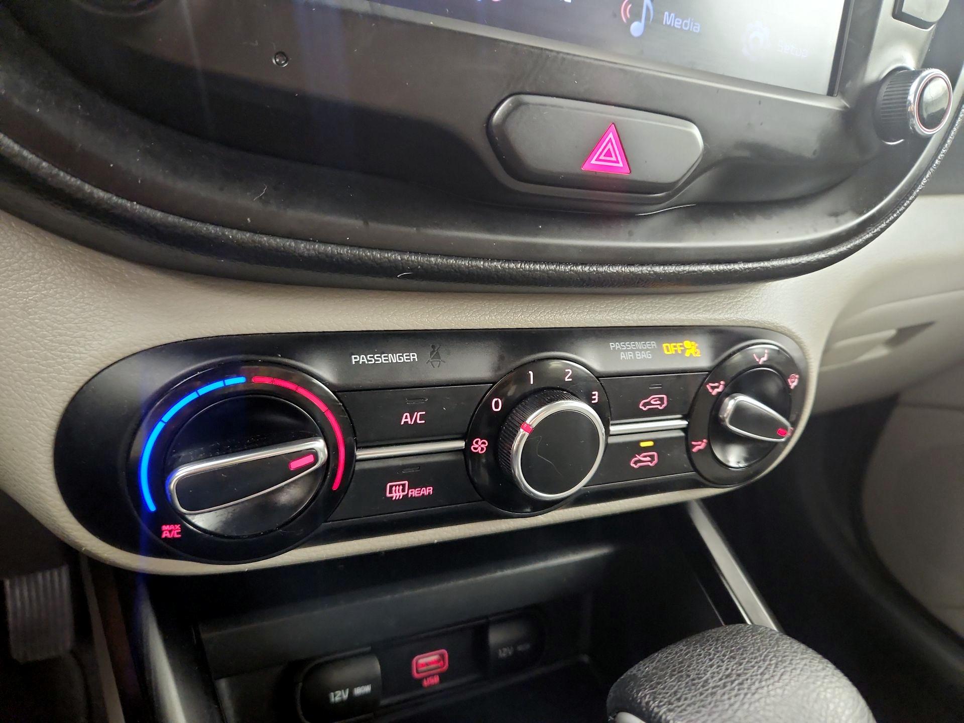 Thumbnail: 2022 Kia Soul - 16