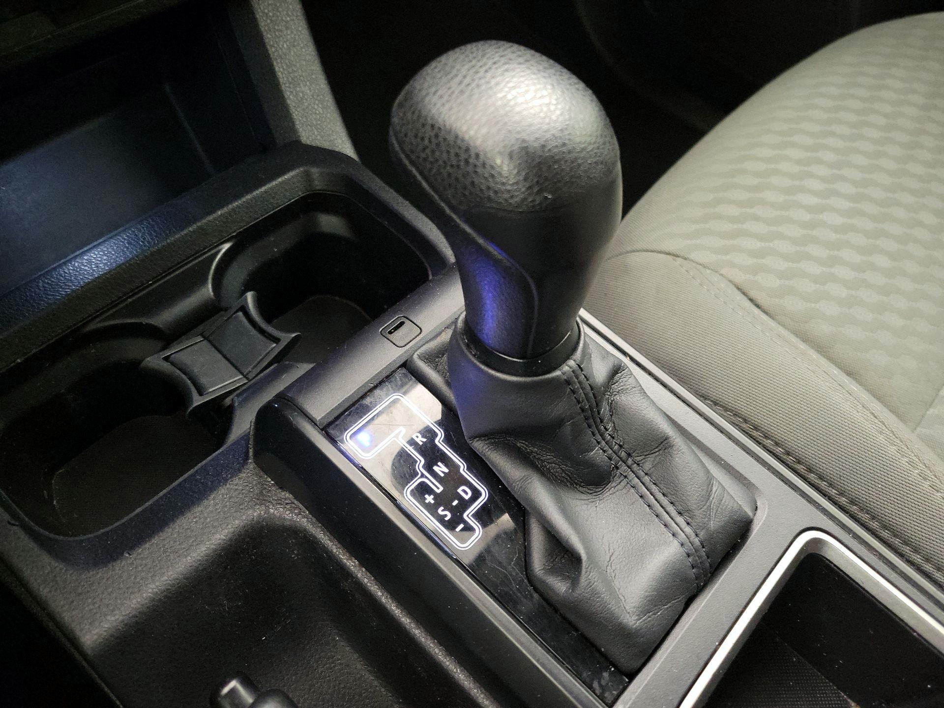 Thumbnail: 2022 Toyota Tacoma - 17