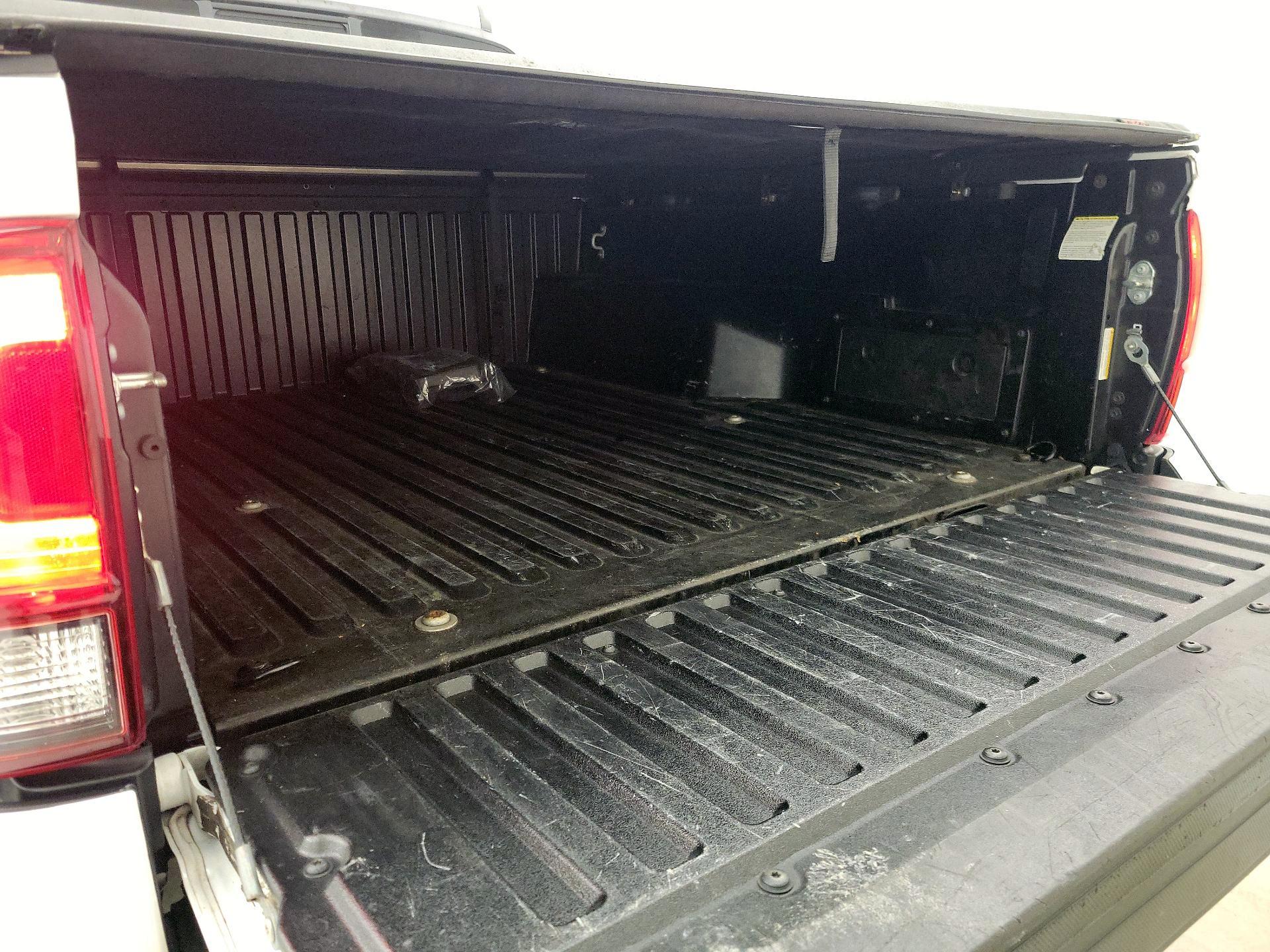 Thumbnail: 2022 Toyota Tacoma - 20