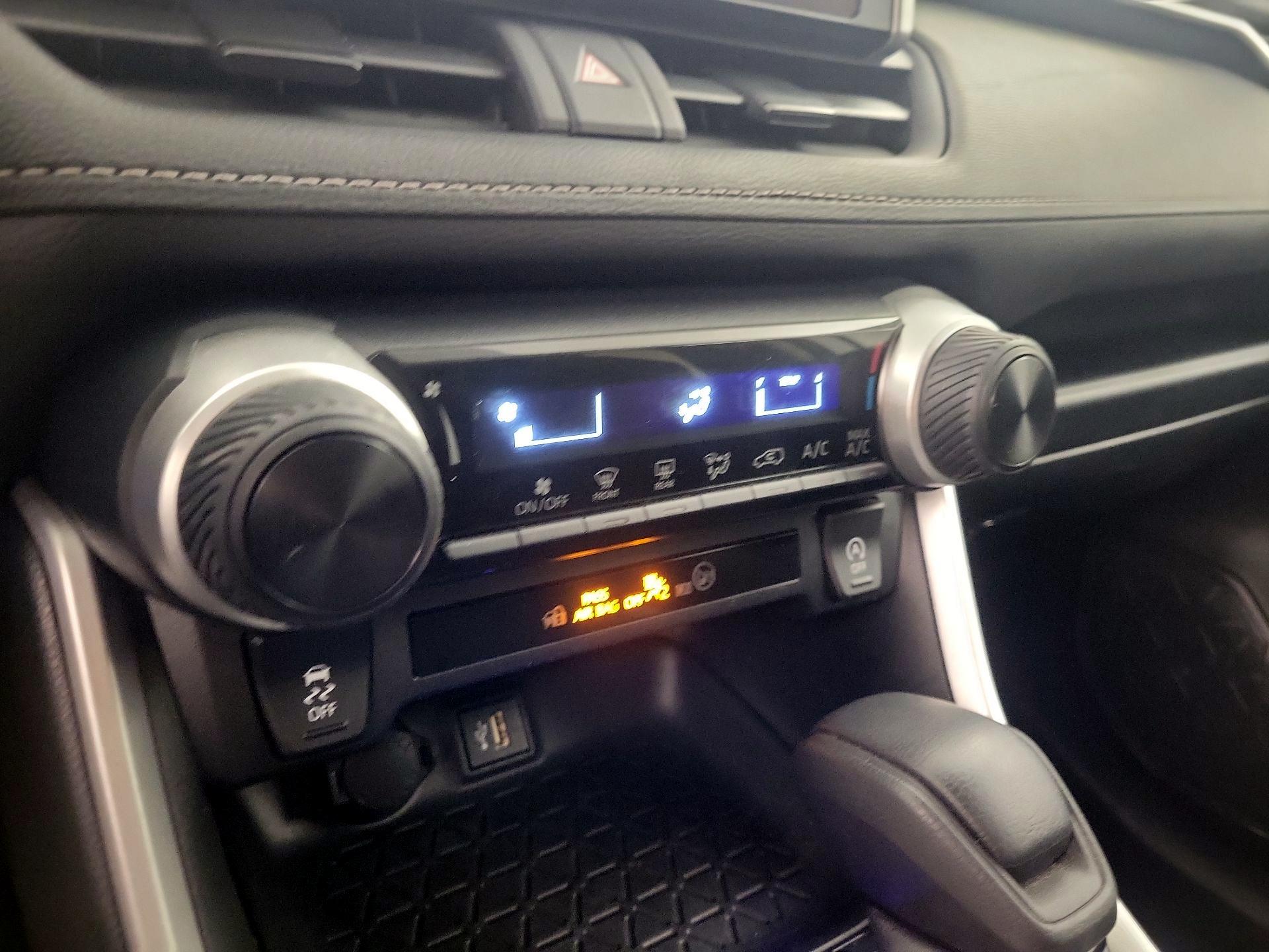 Thumbnail: 2024 Toyota RAV4 - 14