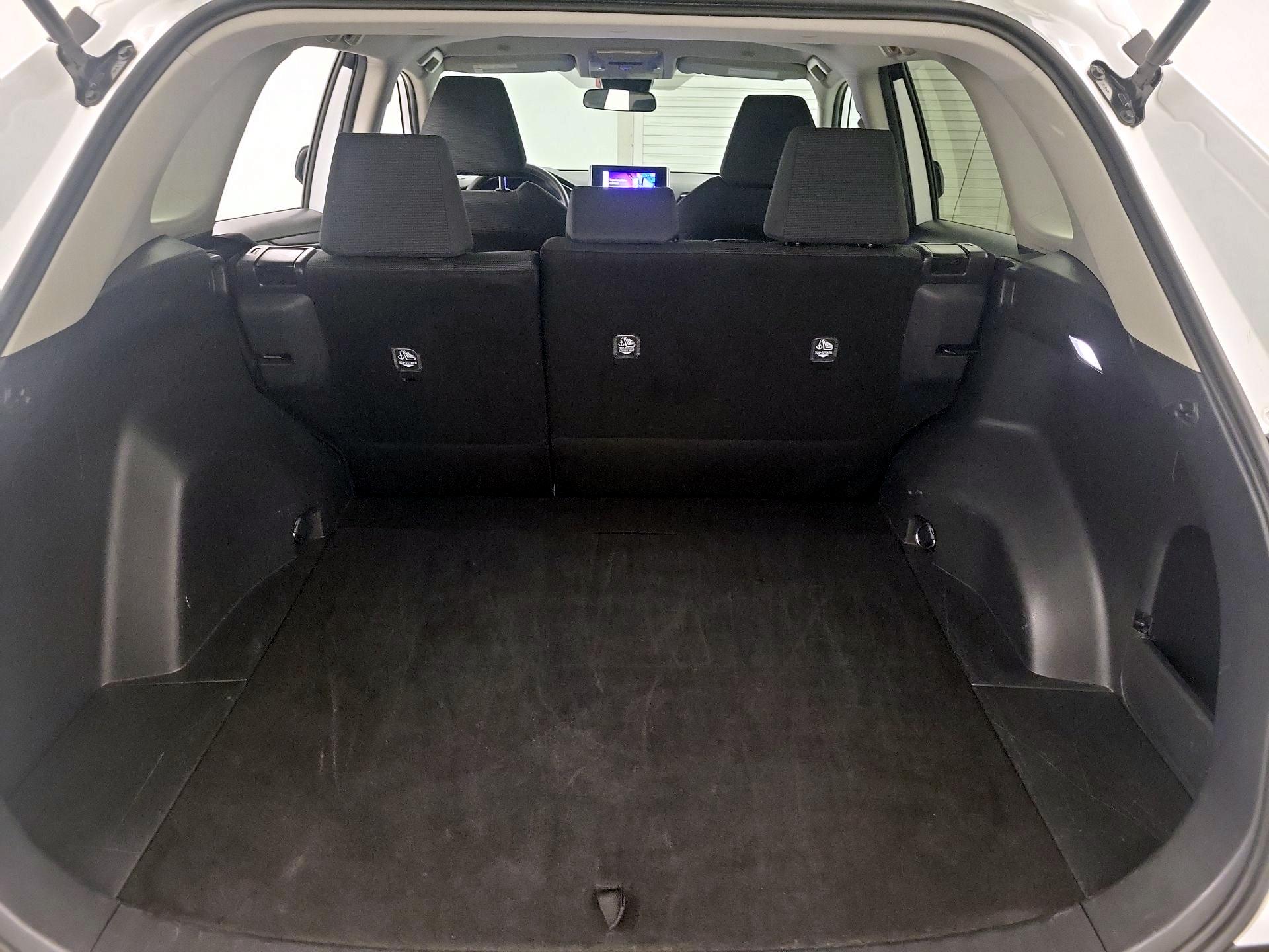 Thumbnail: 2024 Toyota RAV4 - 18