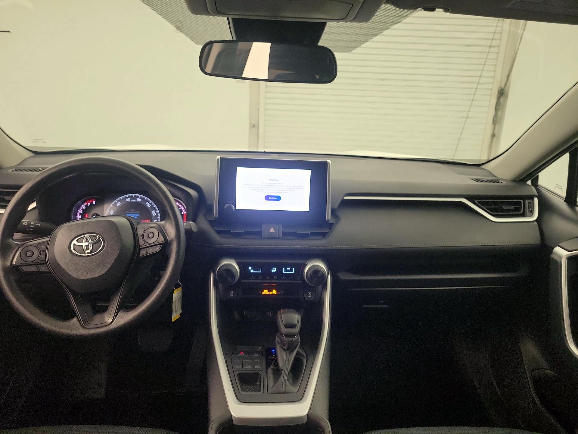 Thumbnail: 2024 Toyota RAV4 - 8