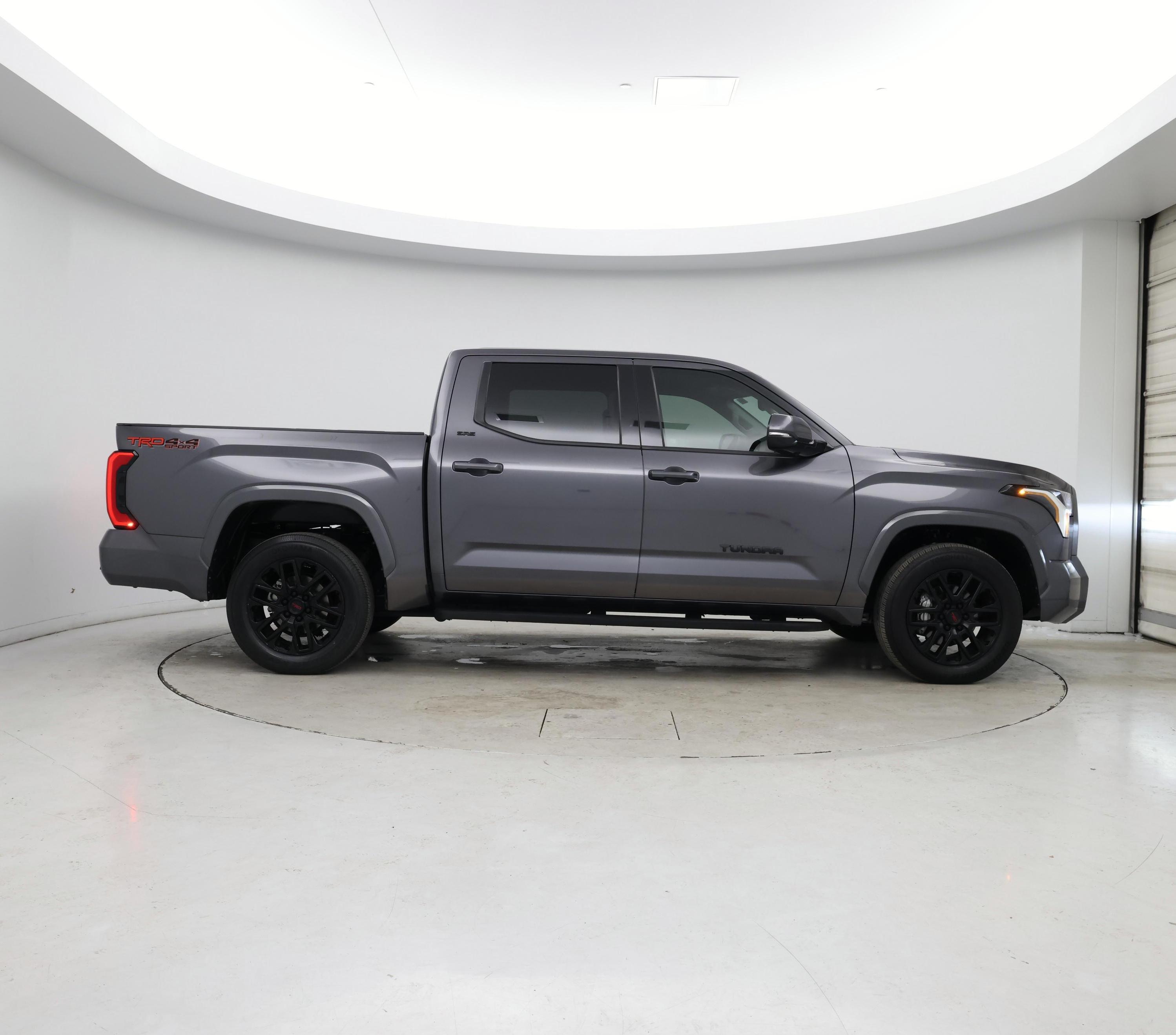 Thumbnail: 2023 Toyota Tundra - 7