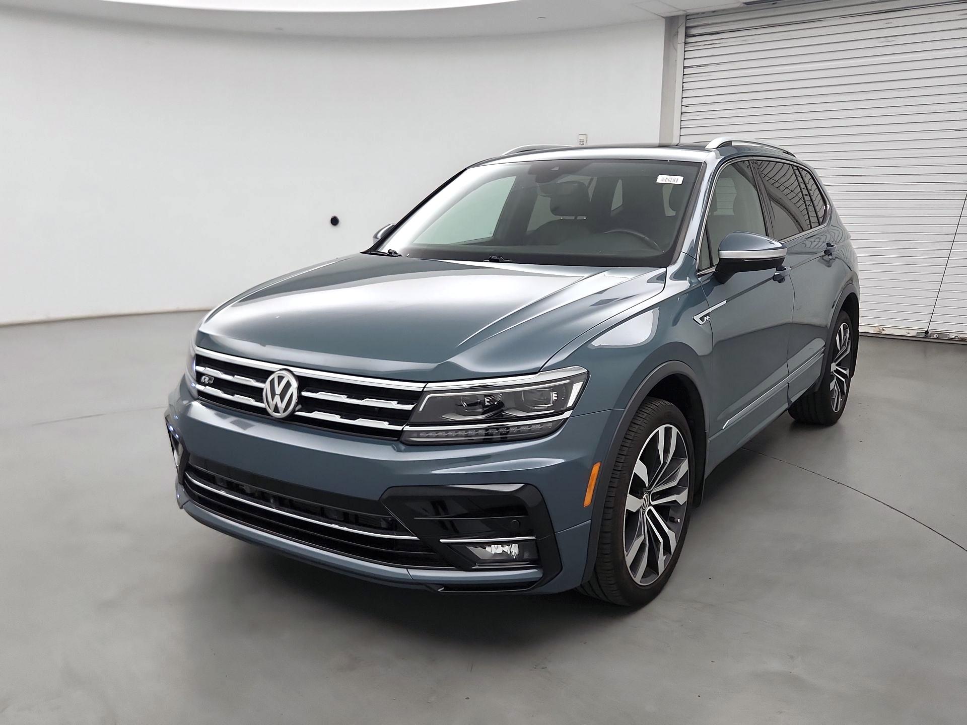 Thumbnail: 2021 Volkswagen Tiguan - 3