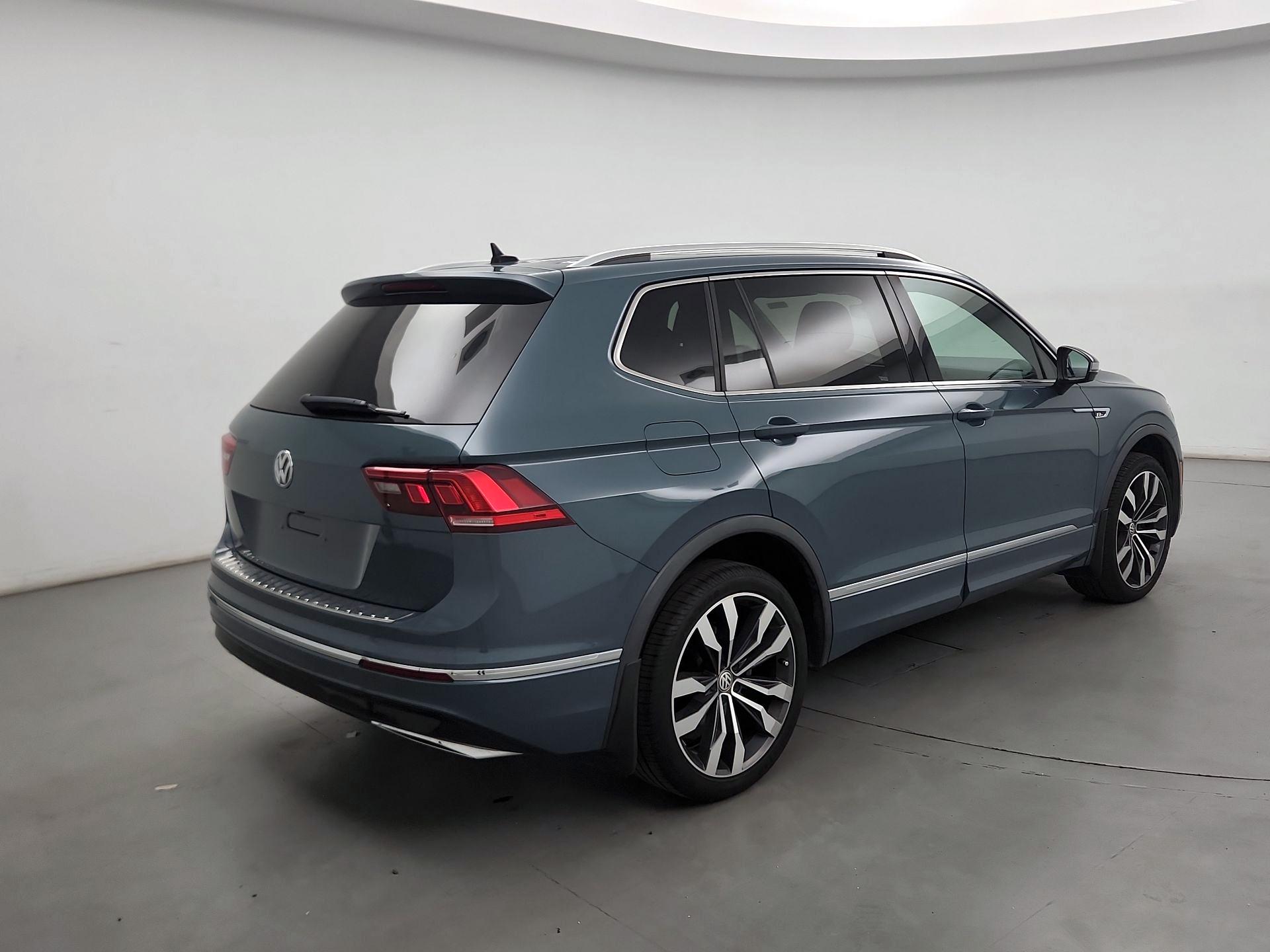 Thumbnail: 2021 Volkswagen Tiguan - 5