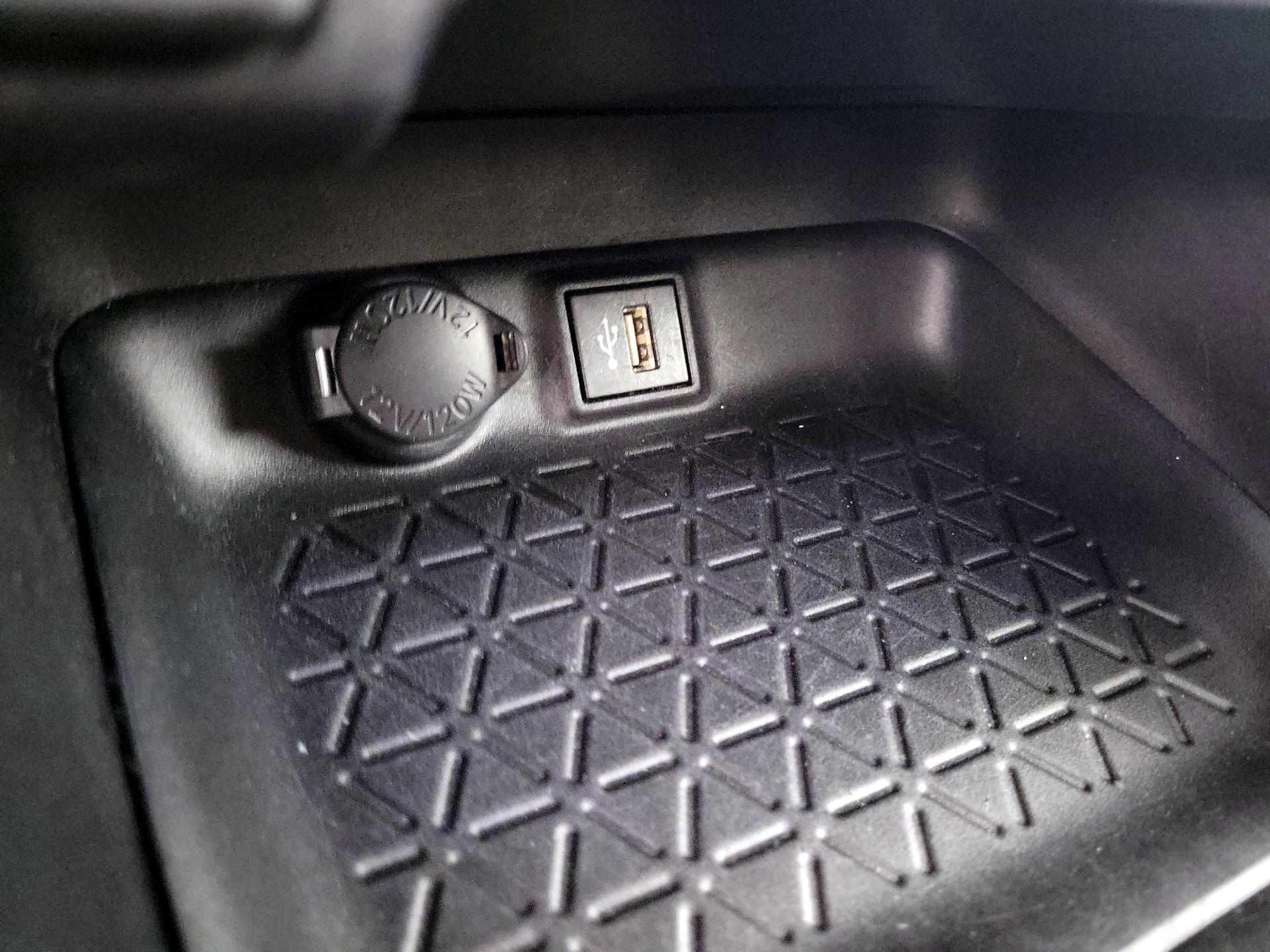 Thumbnail: 2024 Toyota RAV4 - 16