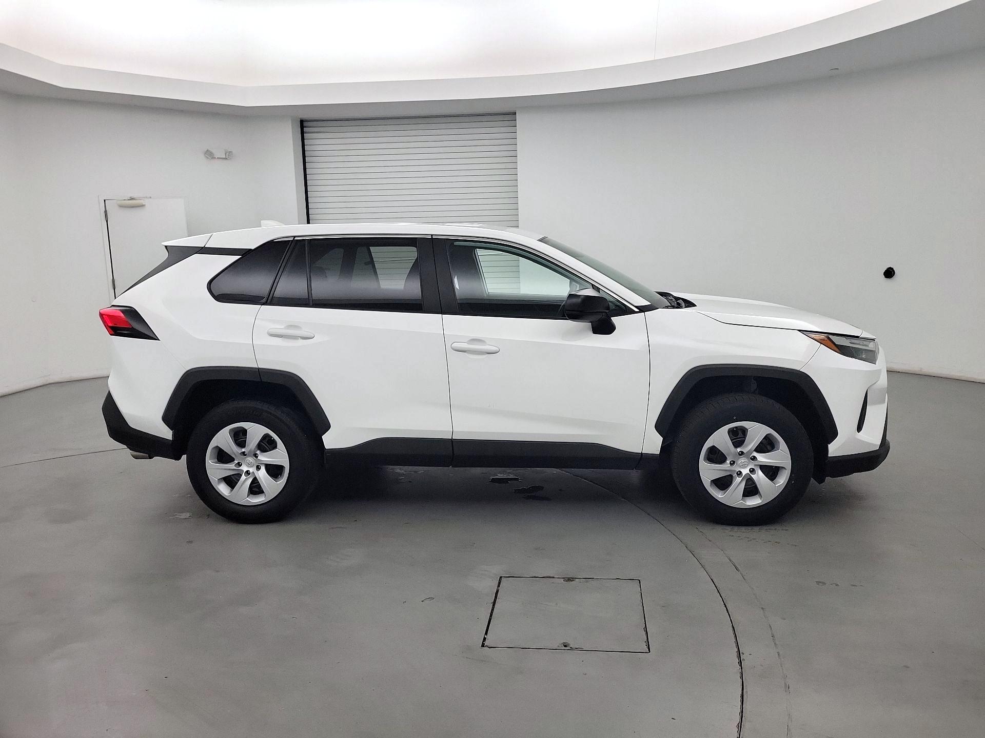 Thumbnail: 2024 Toyota RAV4 - 4