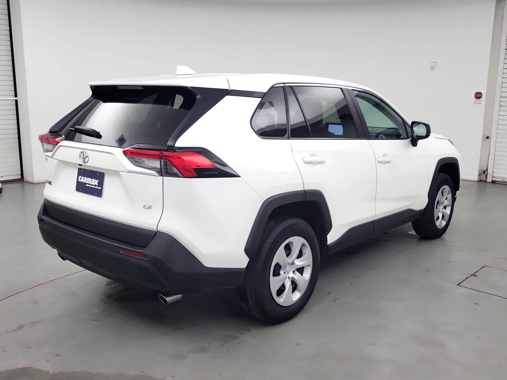 Thumbnail: 2024 Toyota RAV4 - 5