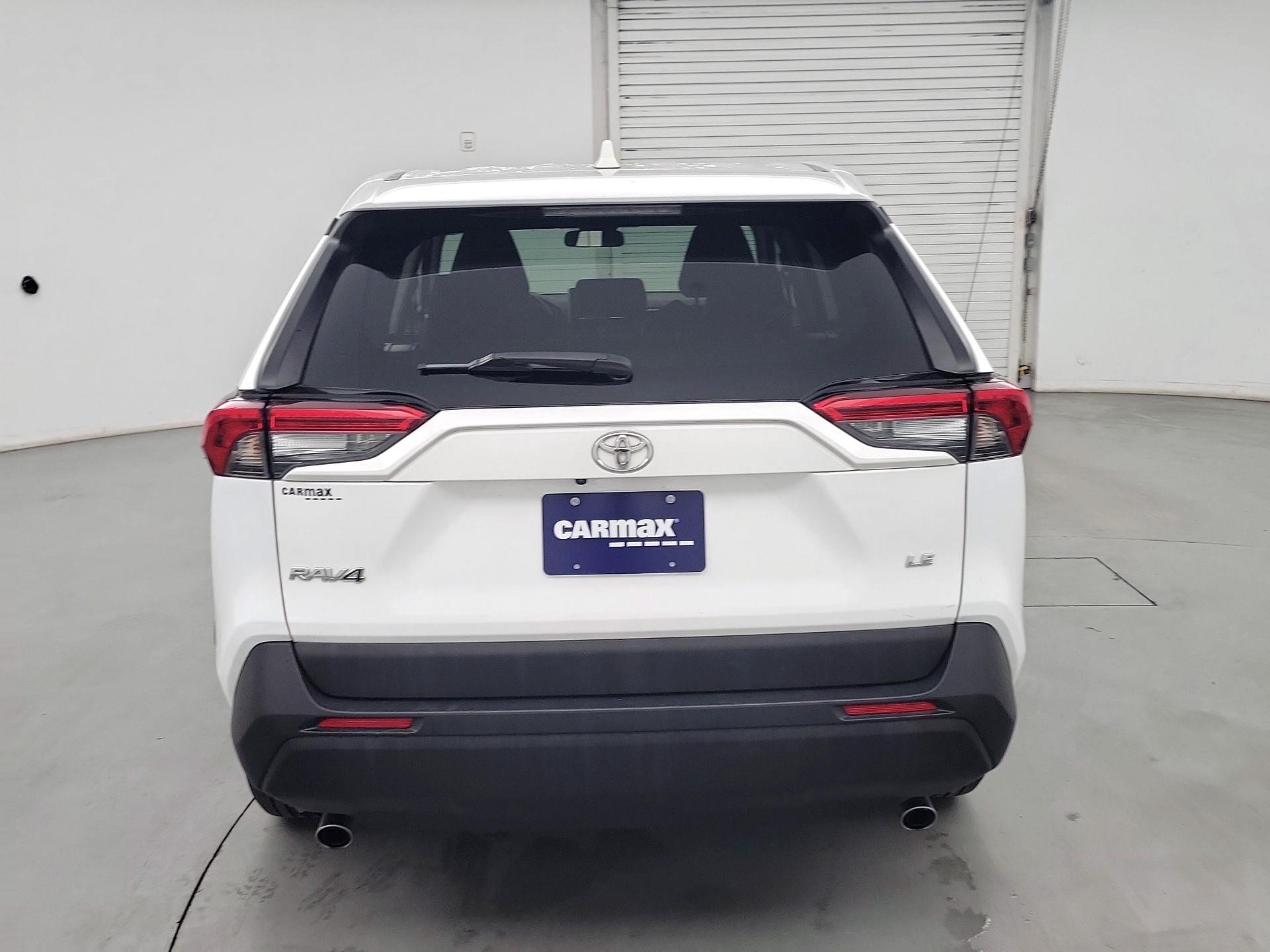 Thumbnail: 2024 Toyota RAV4 - 6