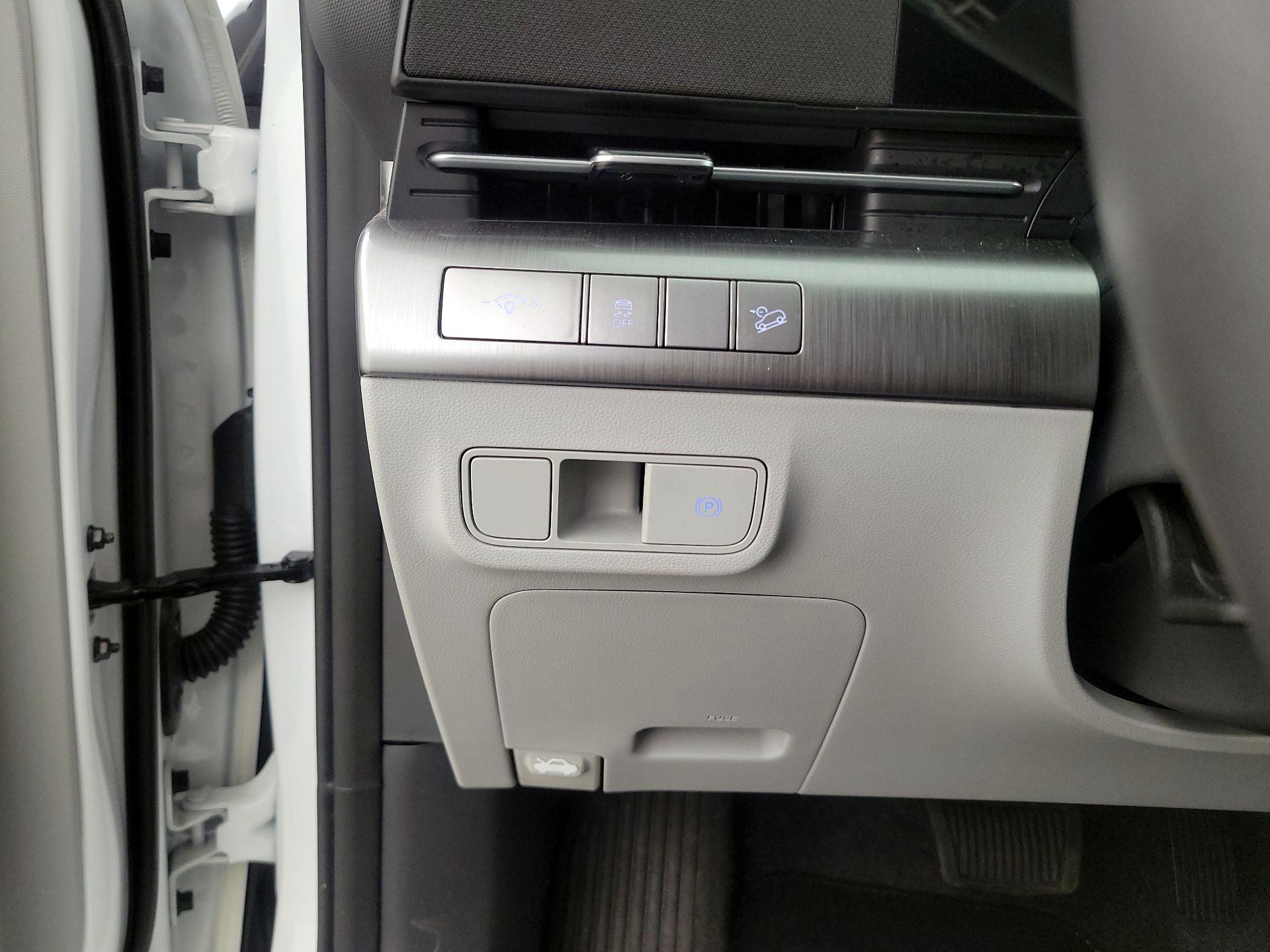 Thumbnail: 2025 Hyundai Kona - 13