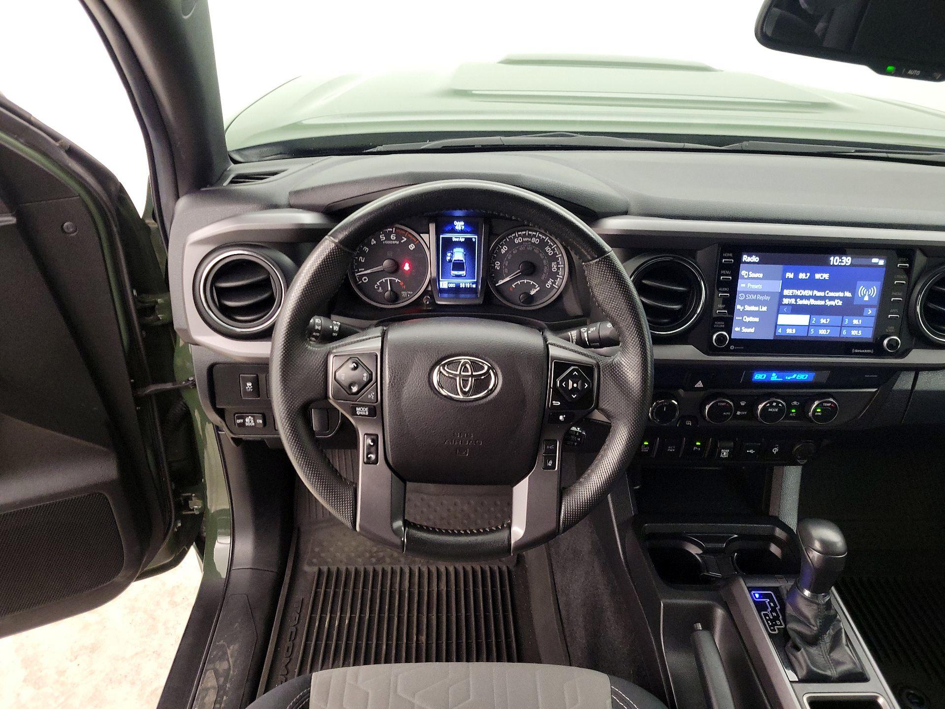 Thumbnail: 2022 Toyota Tacoma - 10