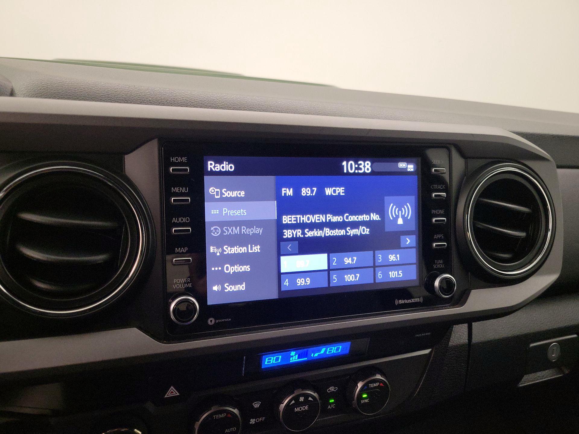 Thumbnail: 2022 Toyota Tacoma - 15