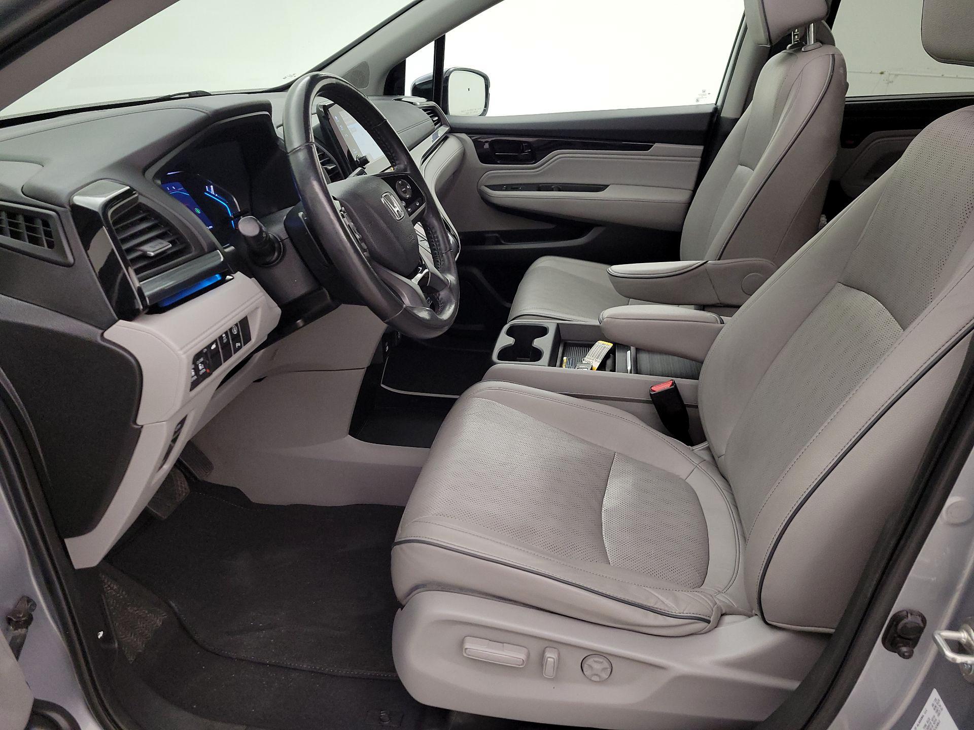 Thumbnail: 2021 Honda Odyssey - 11